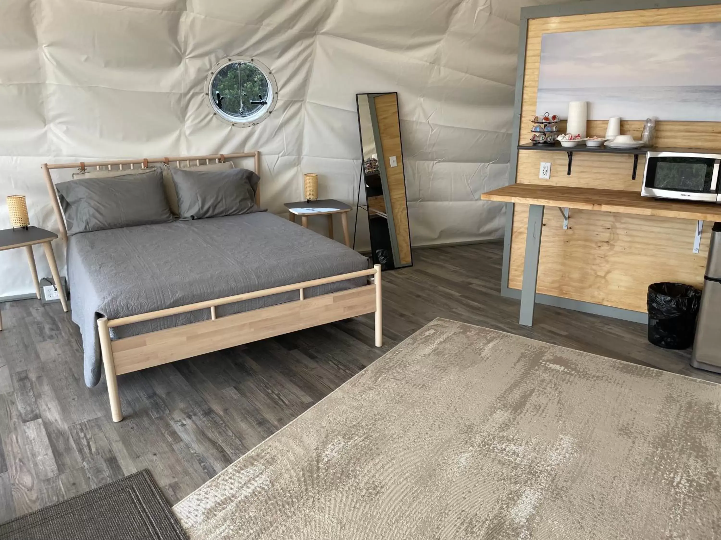 Bed, Seating Area in Canyon Rim Domes - A Luxury Glamping Experience!!