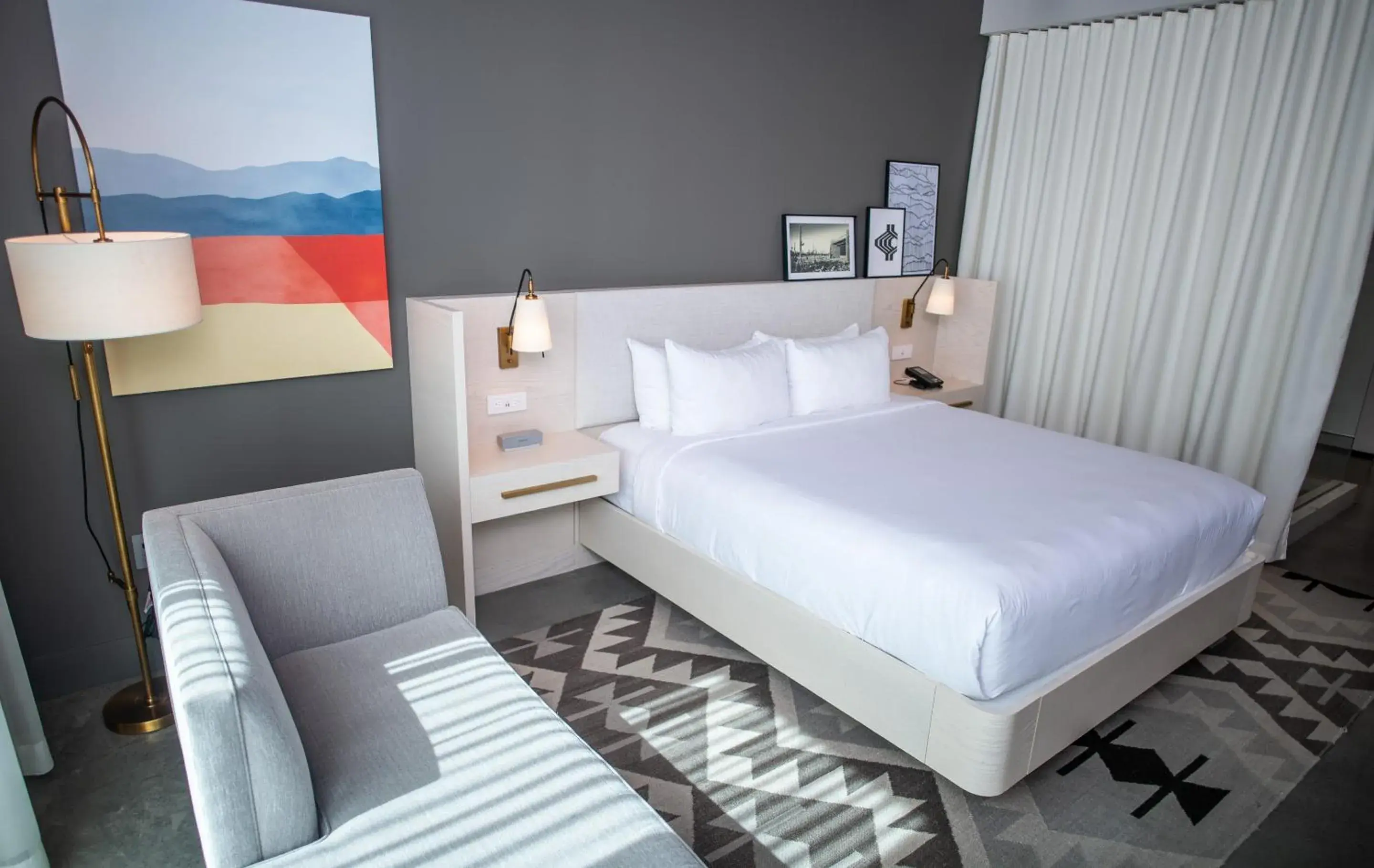 Bedroom in Mountain Shadows Resort Scottsdale