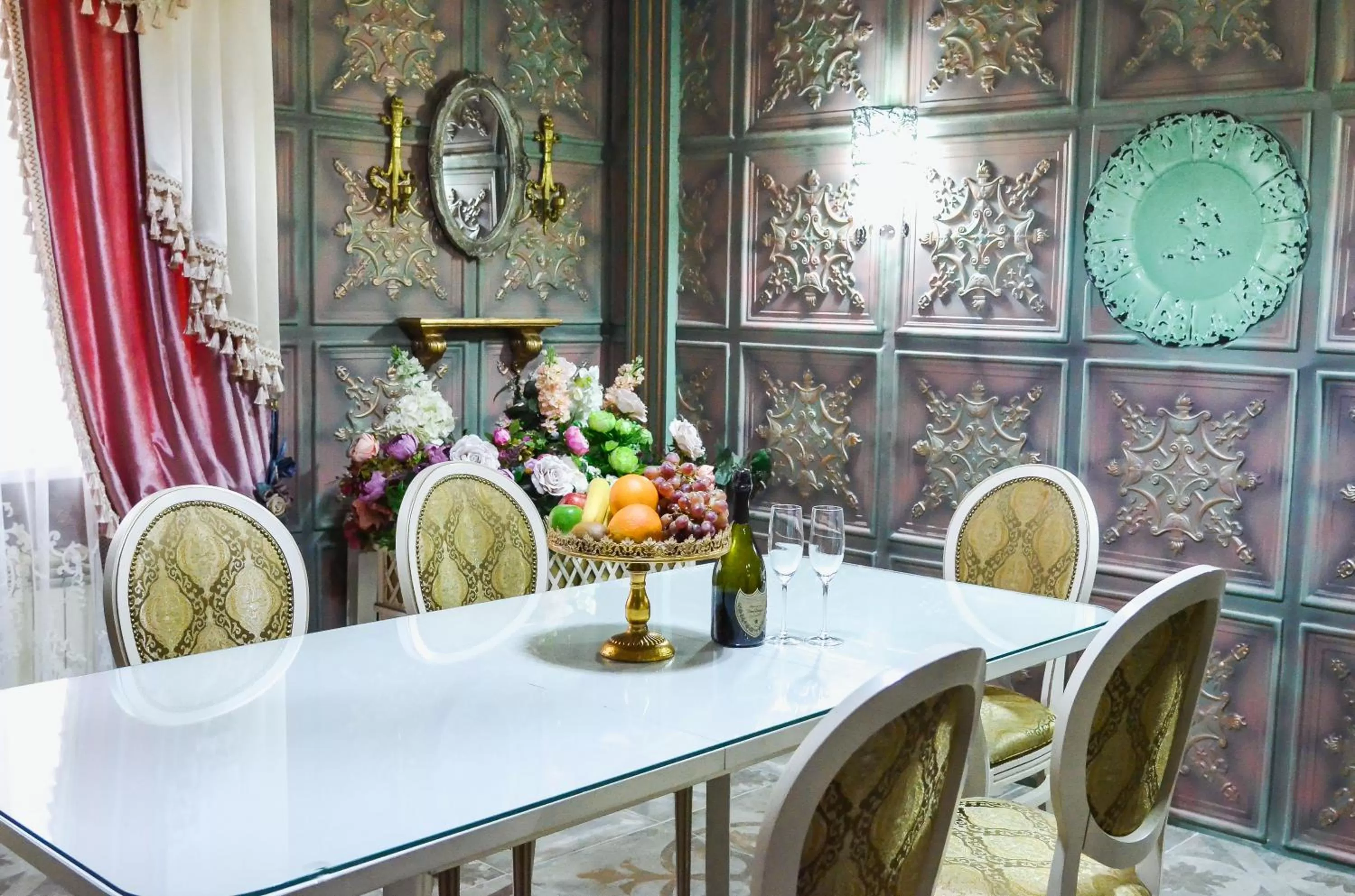 Lounge or bar in Amsterdam Hotel Aktobe