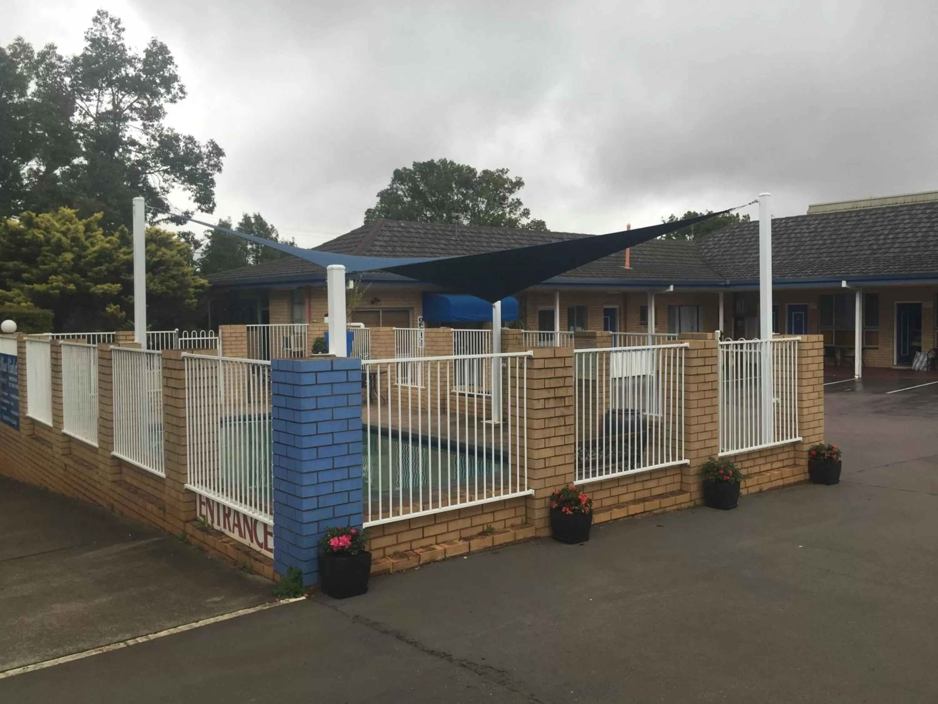 Pool view in Blue Violet Motor Inn