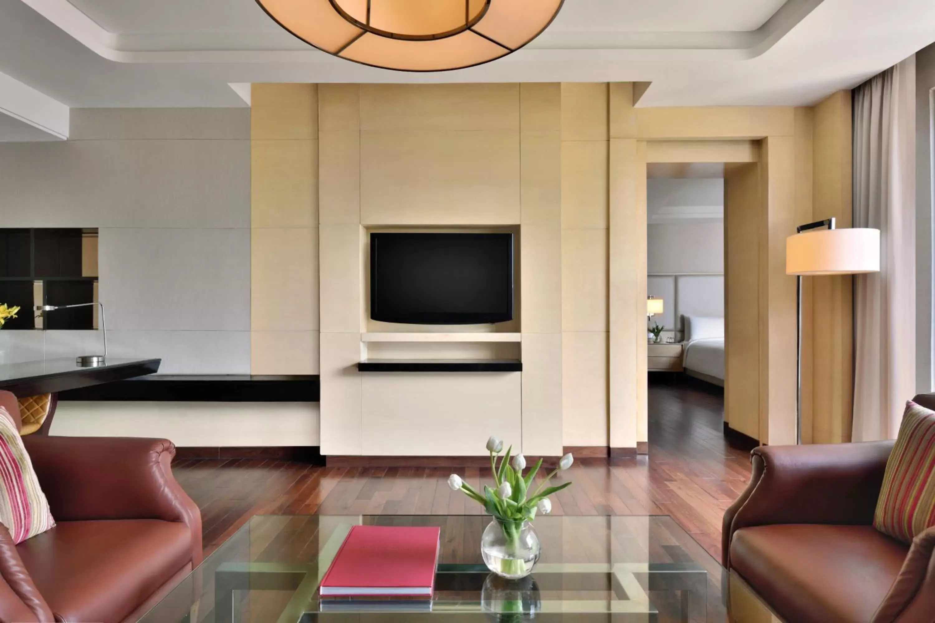 Living room, TV/Entertainment Center in JW Marriott Hotel Chandigarh