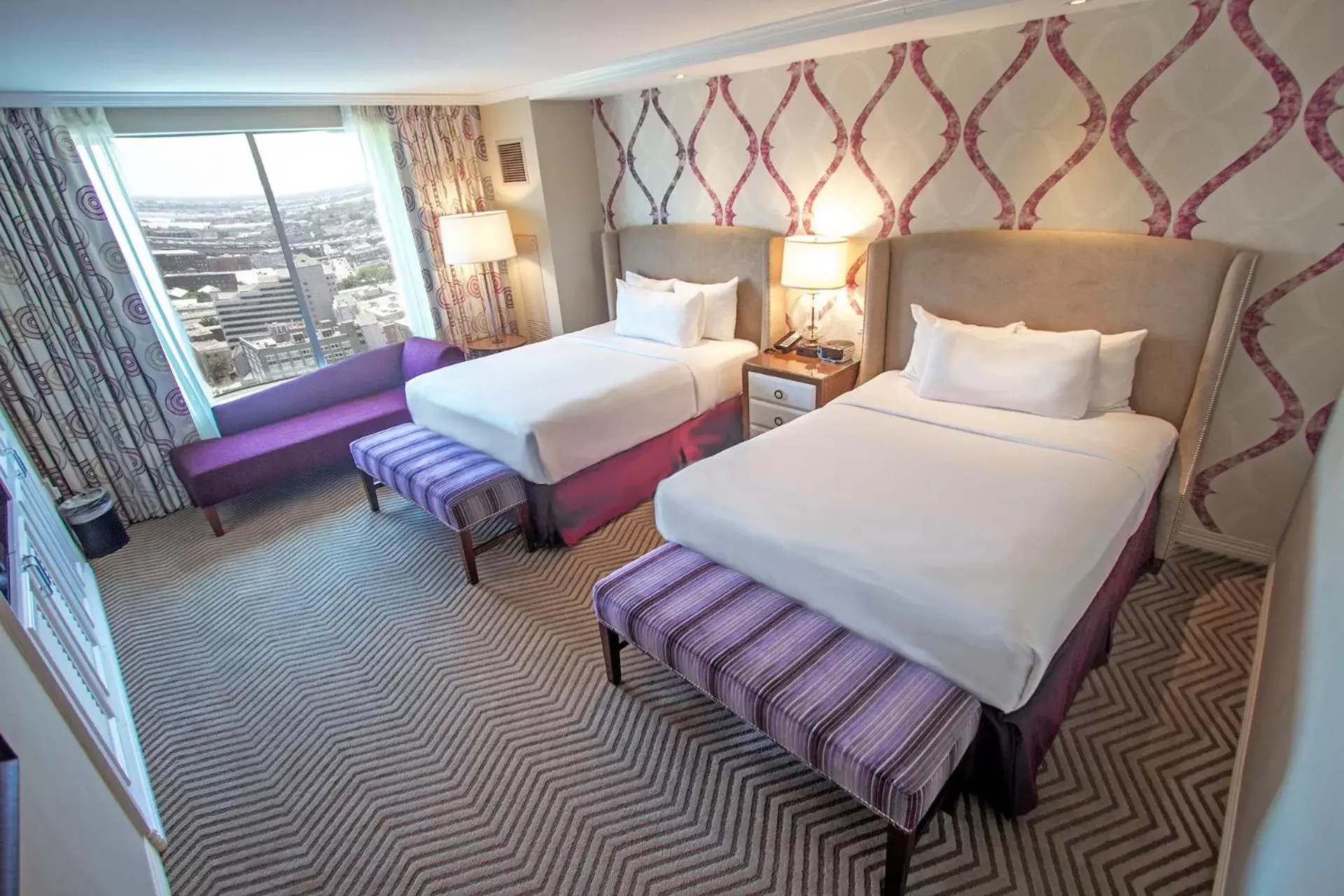 Bed in Harrah's New Orleans Hotel & Casino