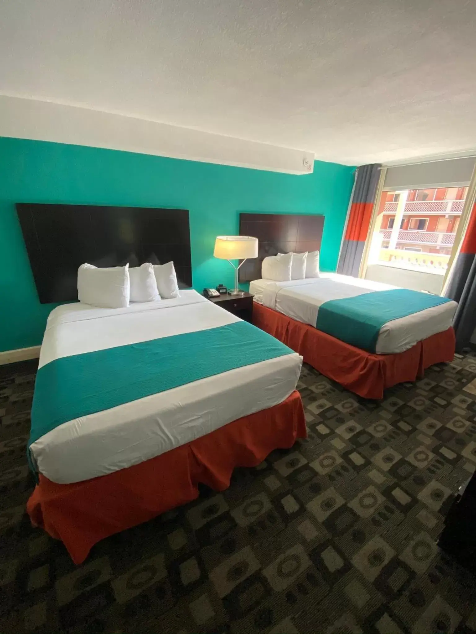 Bedroom, Bed in Clarion Inn Atlantic City