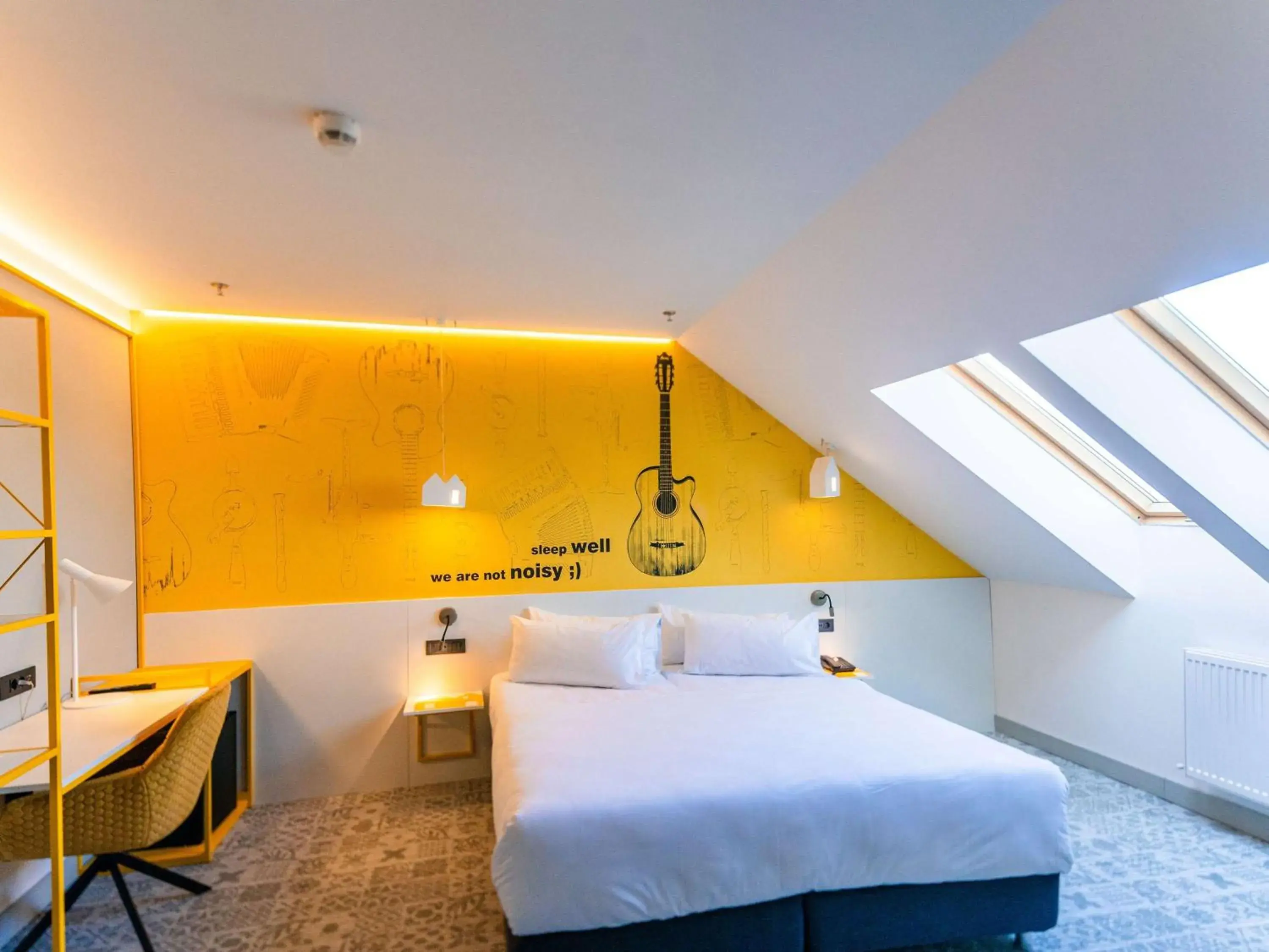 Bedroom, Bed in Ibis Styles Sibiu Arsenal Bedroom, Bed in Ibis Styles Sibiu Arsenal