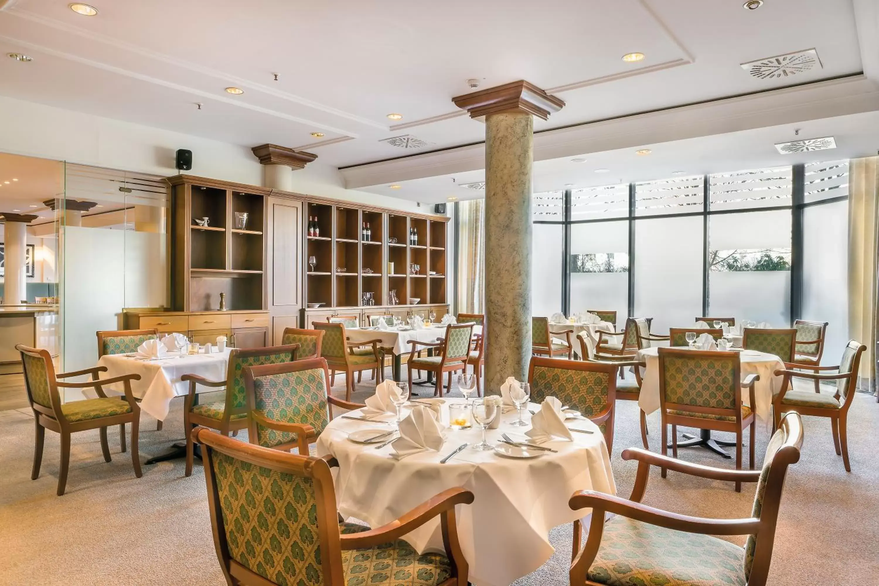 Restaurant/places to eat in Garner Hotel Rüsselsheim by IHG Restaurant/places to eat in Garner Hotel Rüsselsheim by IHG