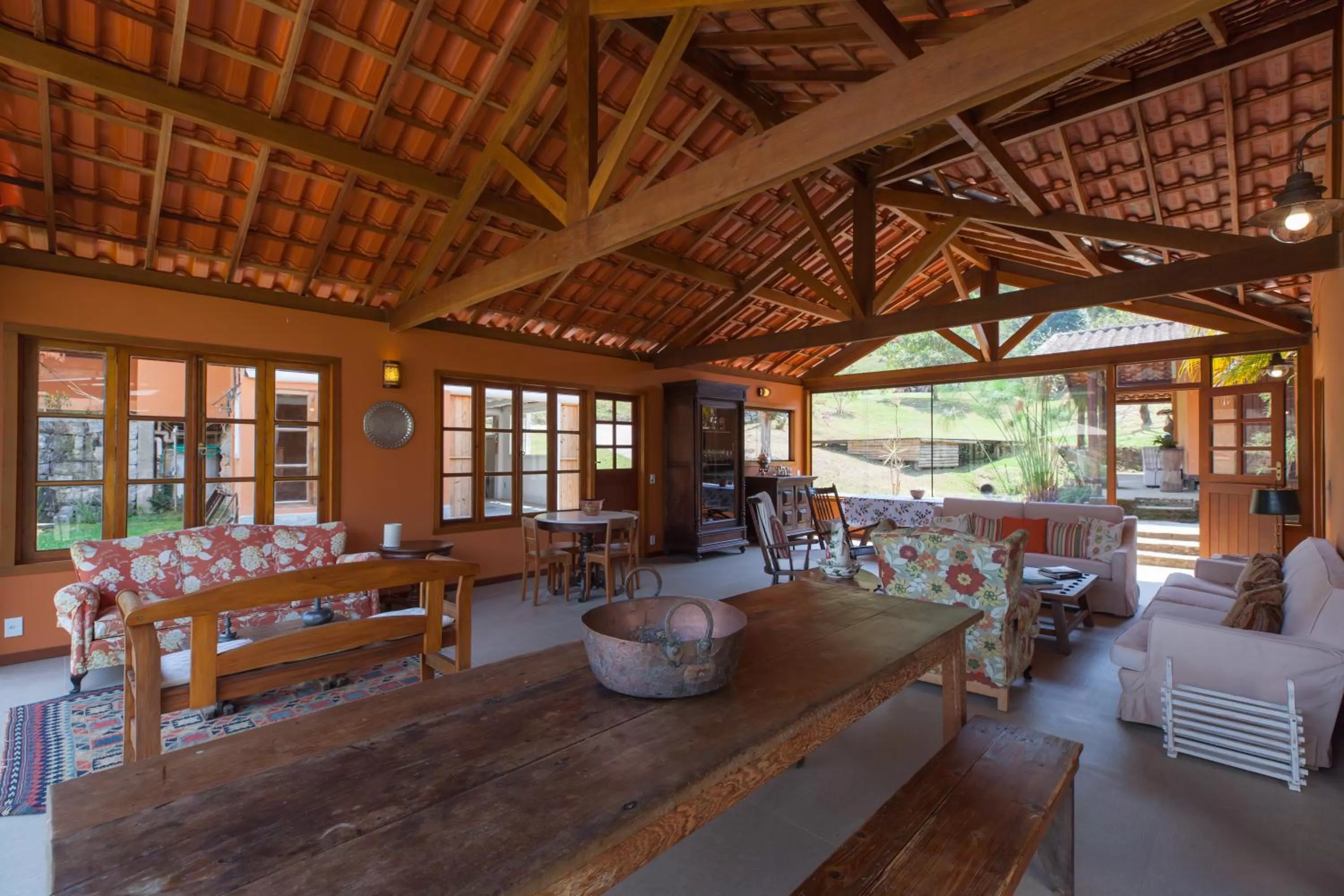 Restaurant/places to eat in Pousada Mariza