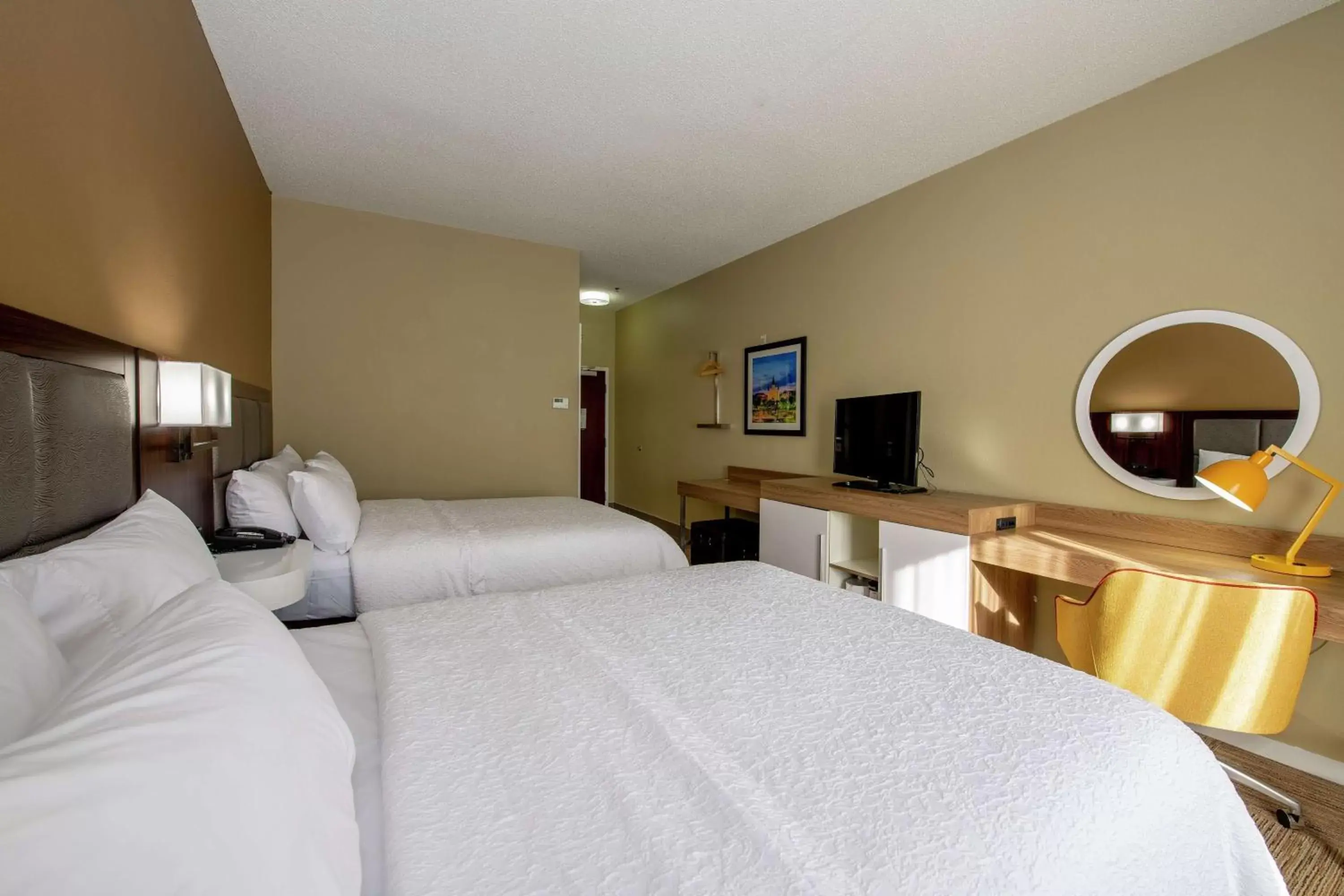Bedroom, Bed in Hampton Inn and Suites Lafayette