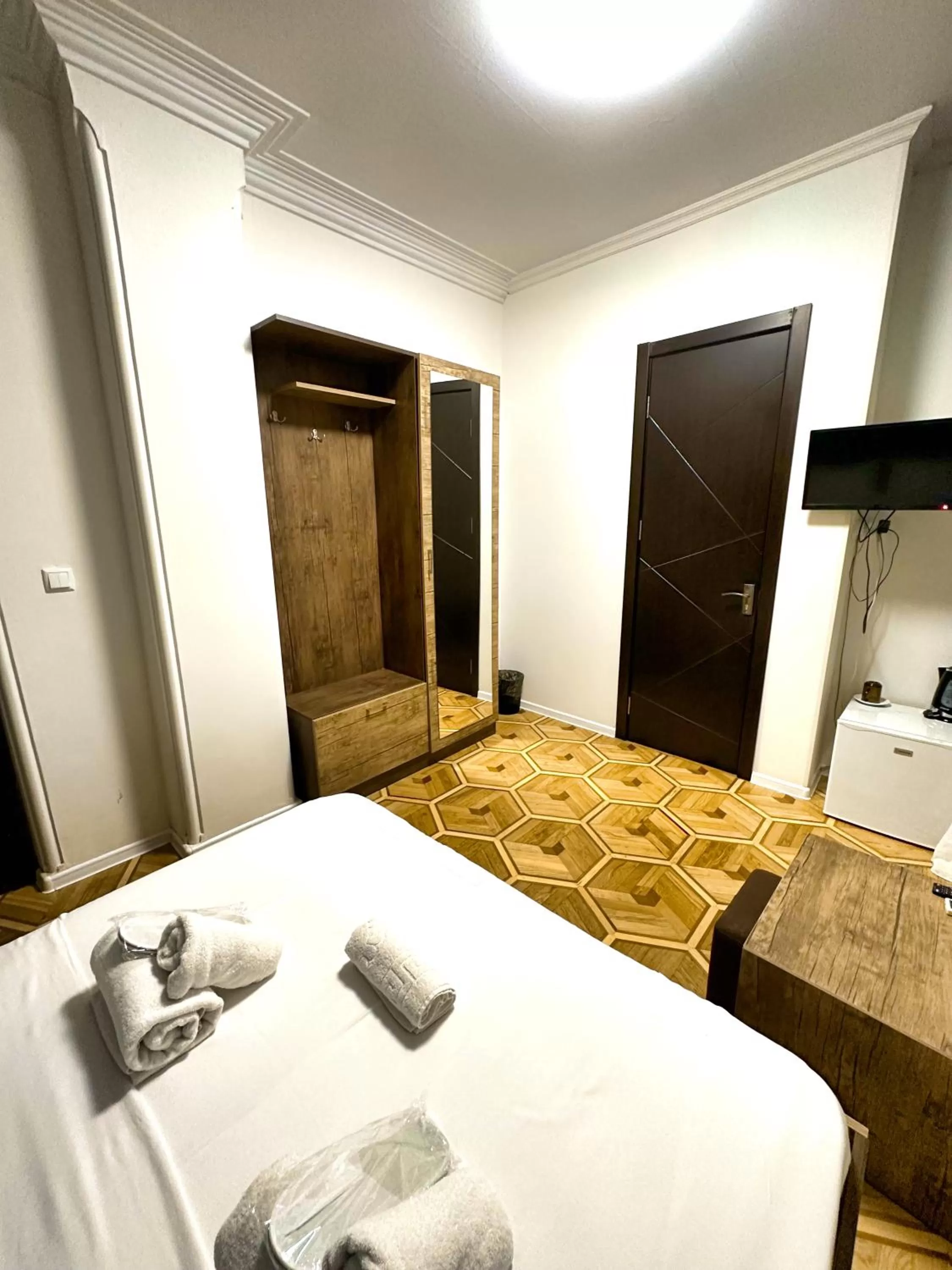 Bedroom, Bed in Metekhi View Hotel