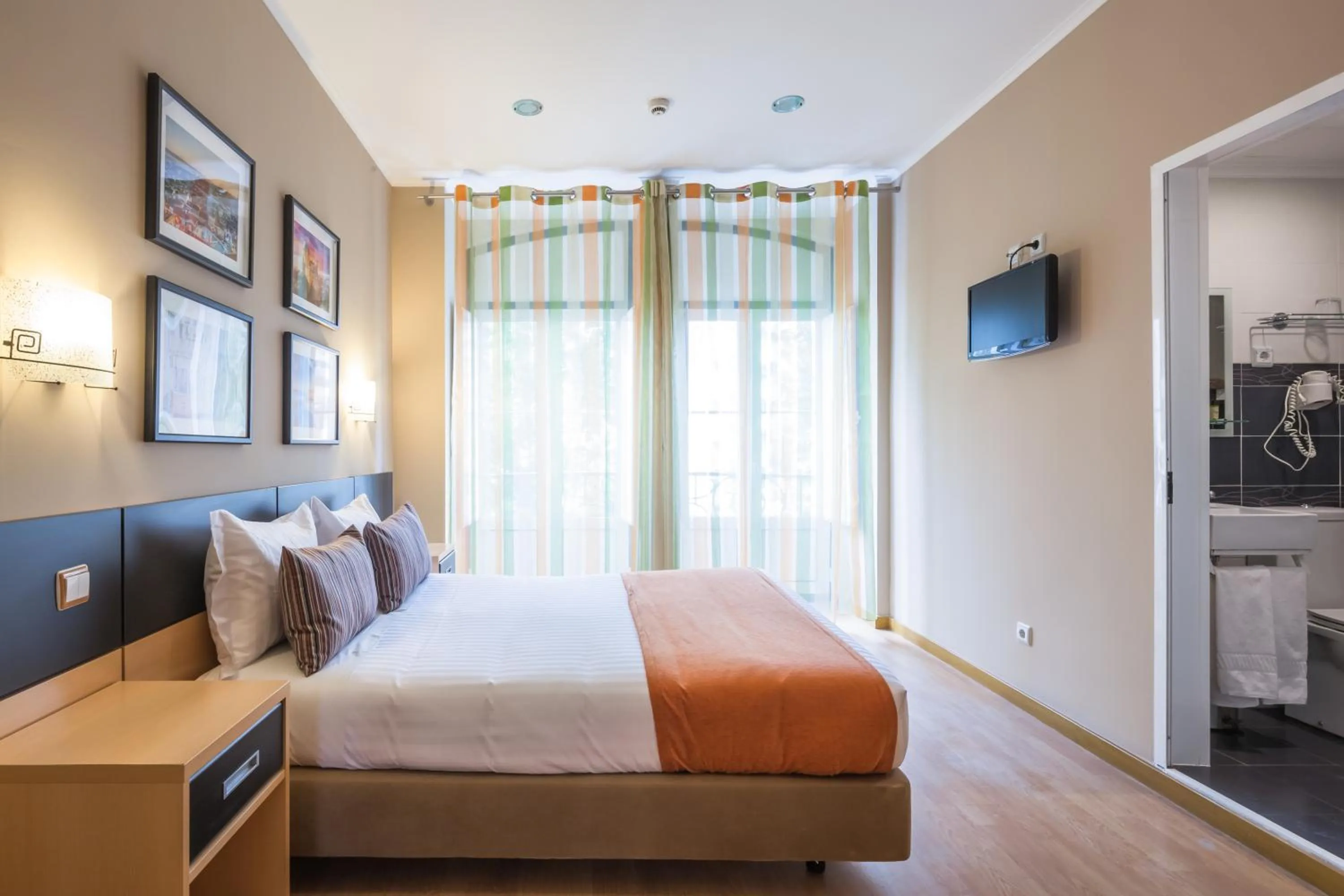 Bedroom, Bed in Vila Nova Guesthouse