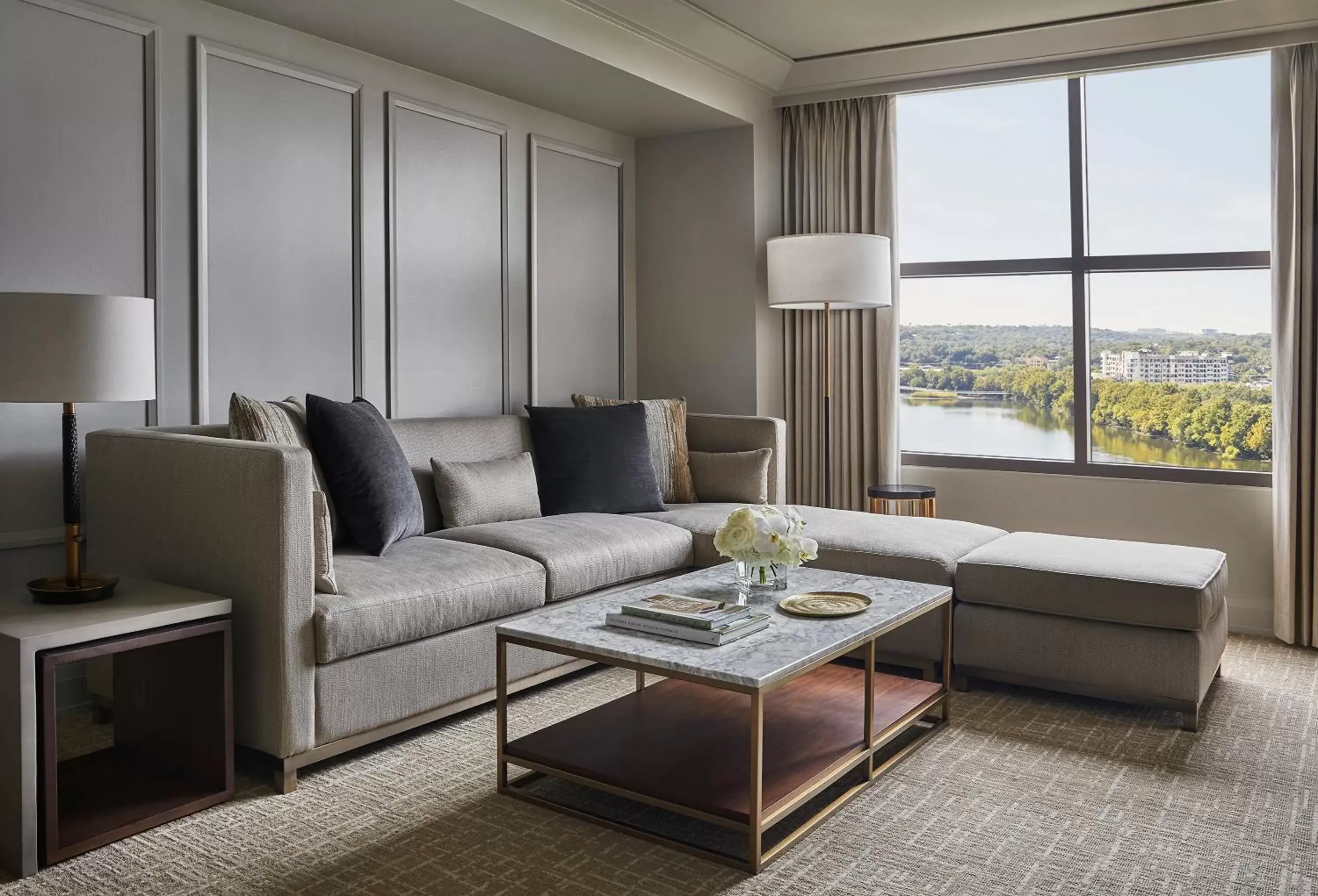 Living room, Seating Area in Four Seasons Hotel Austin