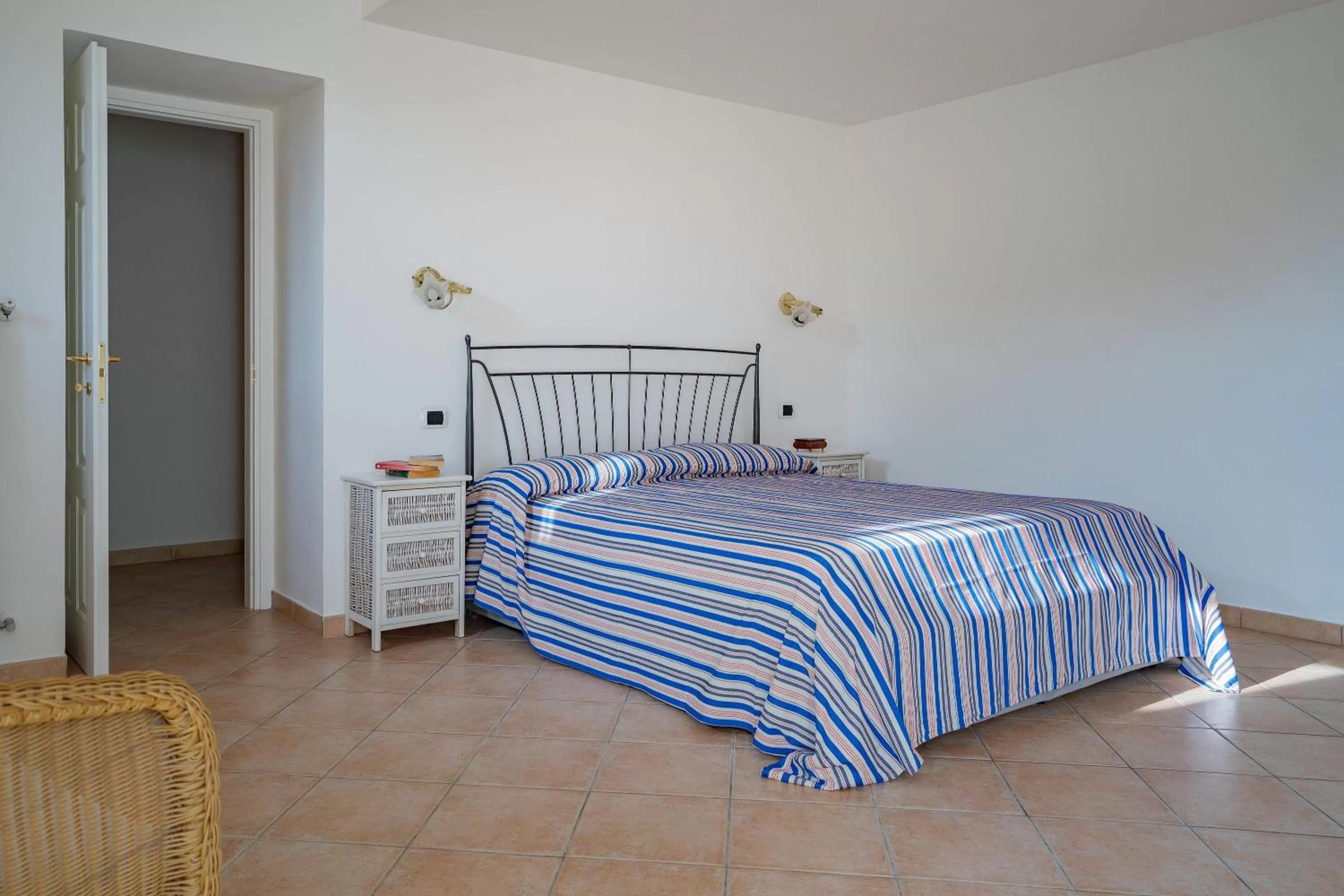 Bedroom, Bed in The View House