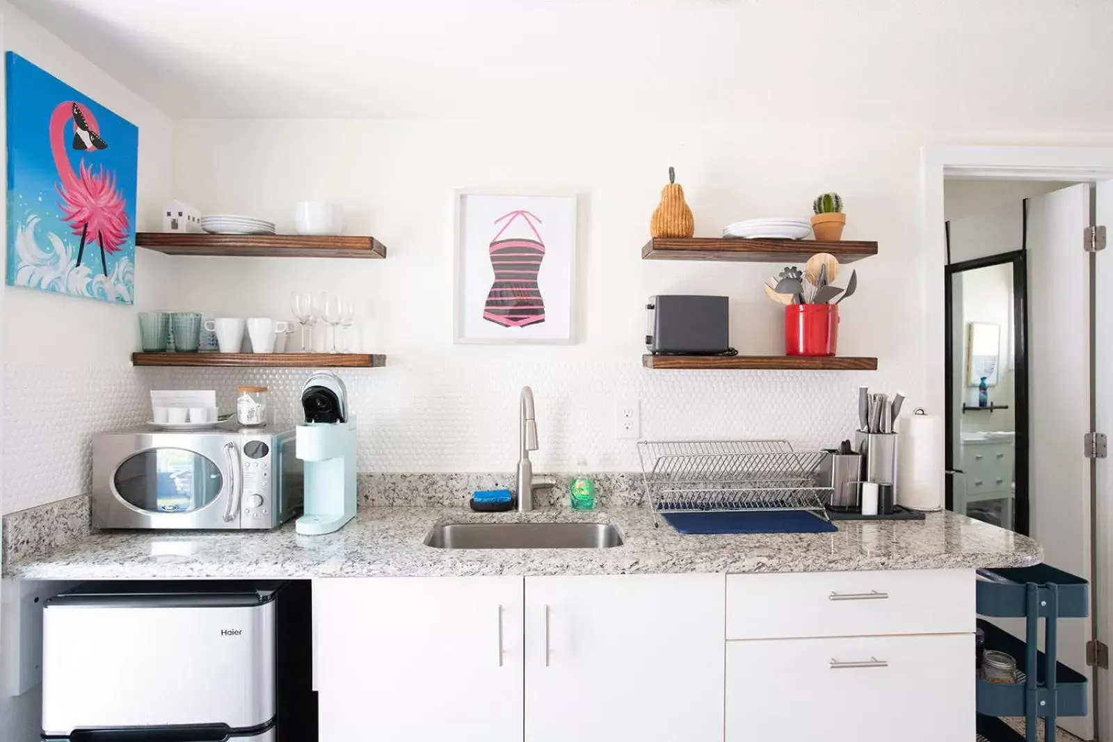 Kitchen/Kitchenette in Casa Limonada Boutique Motel