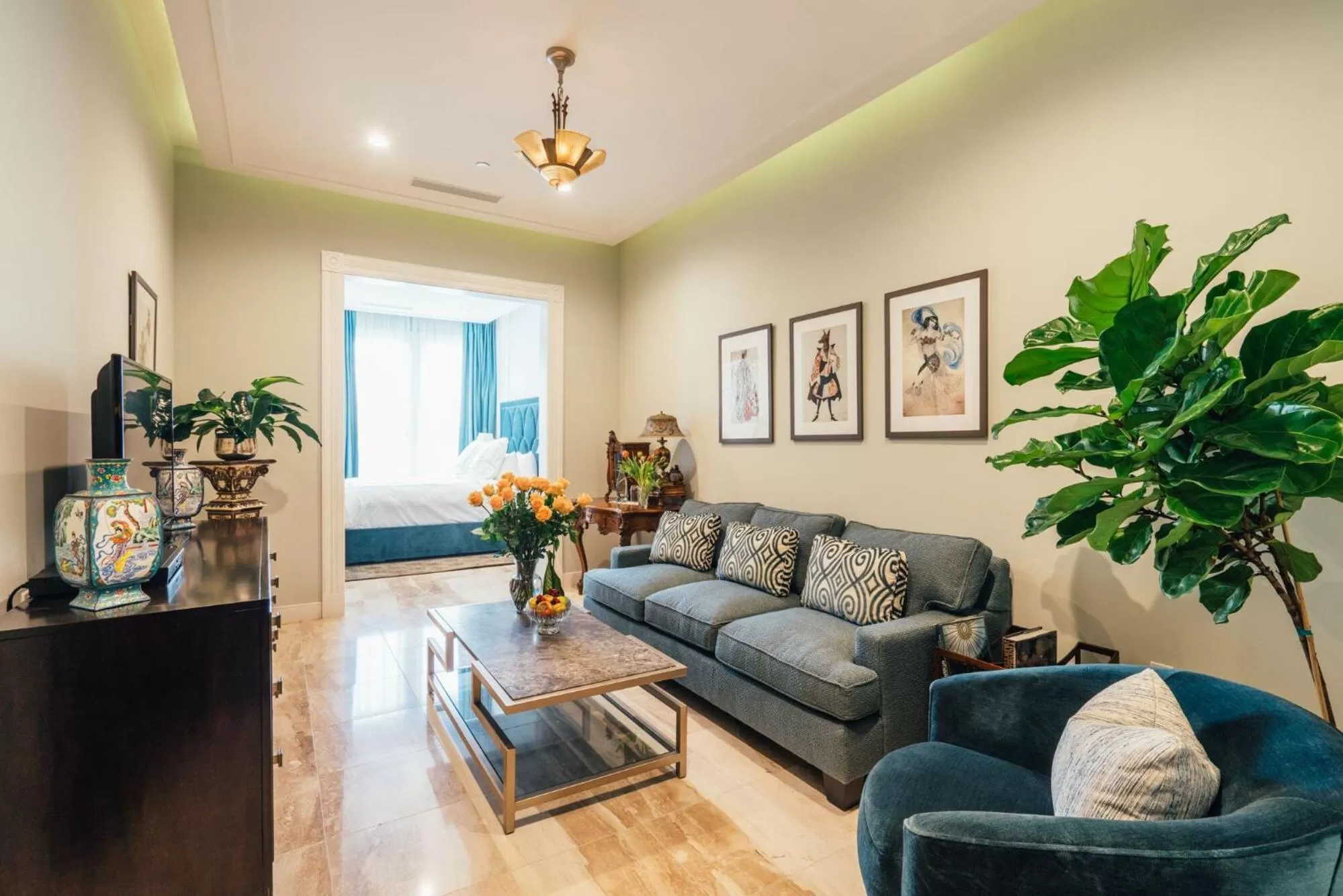 Living room in Neighbourgood Sutter Mansion