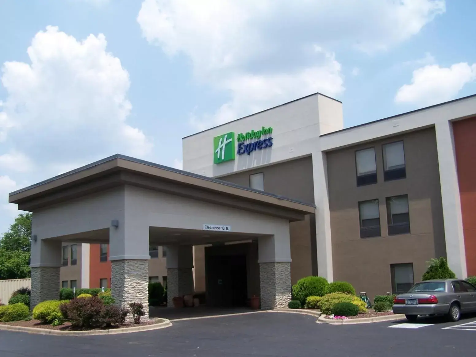 Property Building in Holiday Inn Express - New Albany