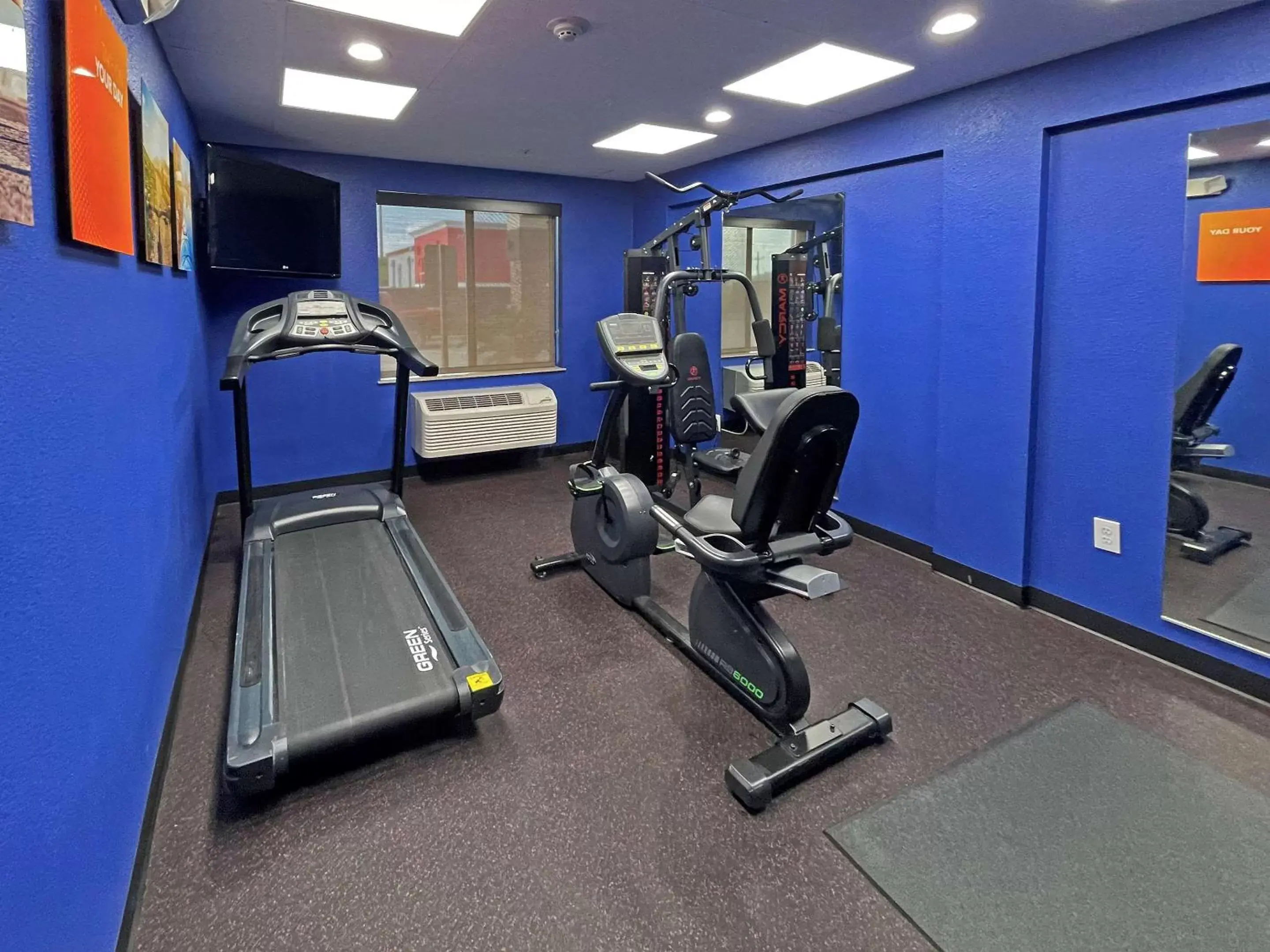 Activities, Fitness Center/Facilities in Comfort Inn Orange