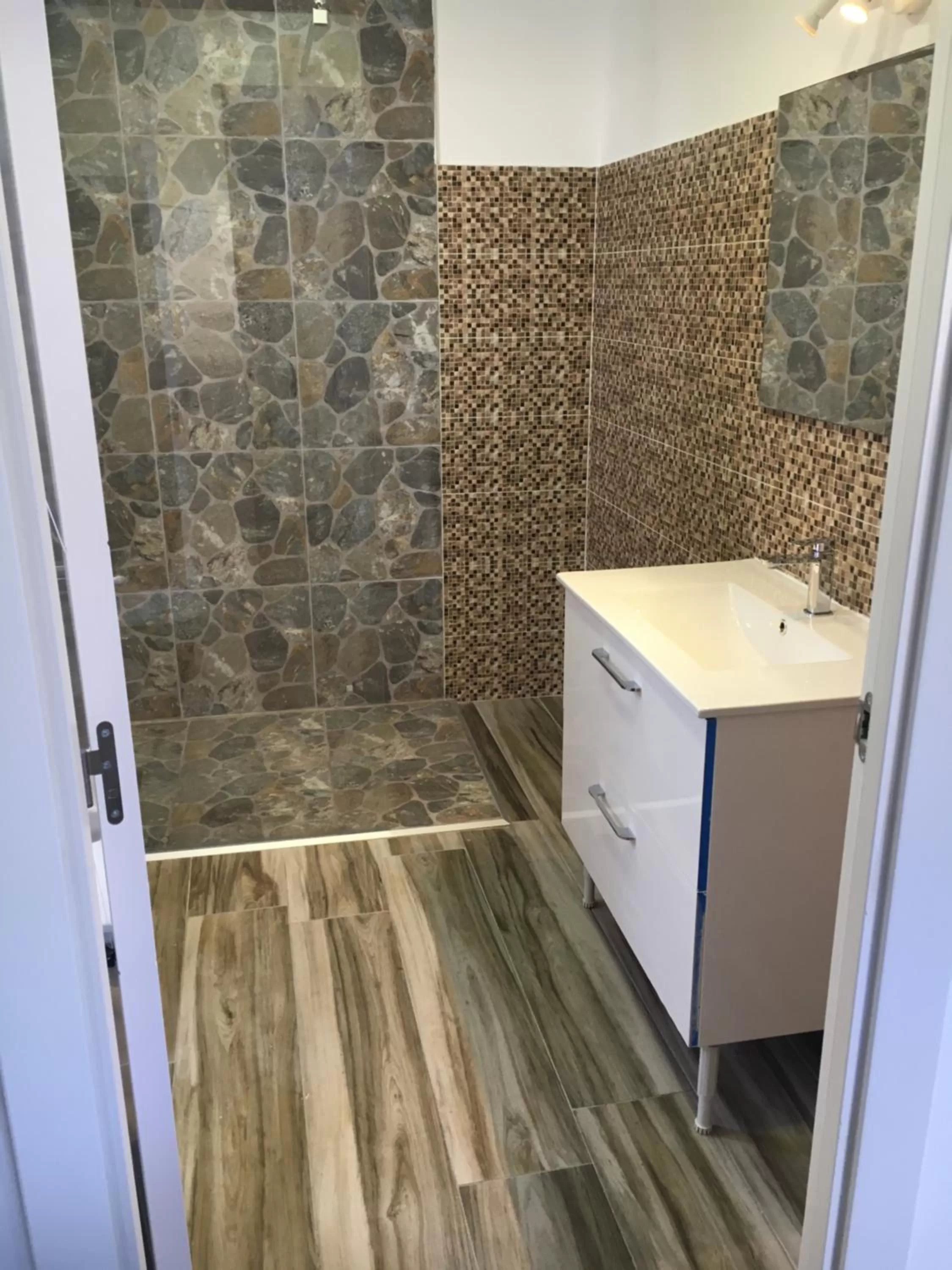 Bathroom in Paraiso villas