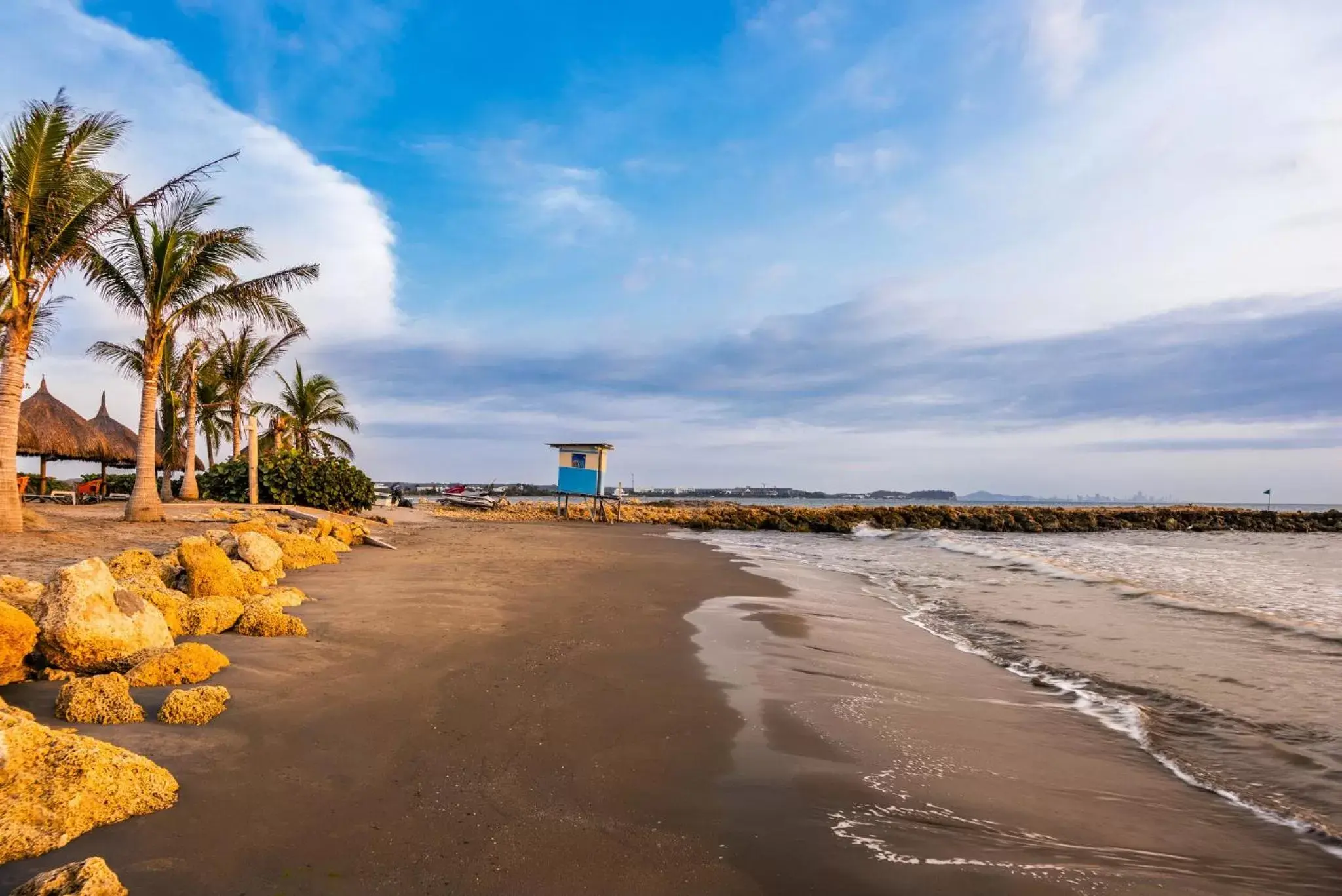 Beach in Dreams Karibana Cartagena Golf & Spa Resort