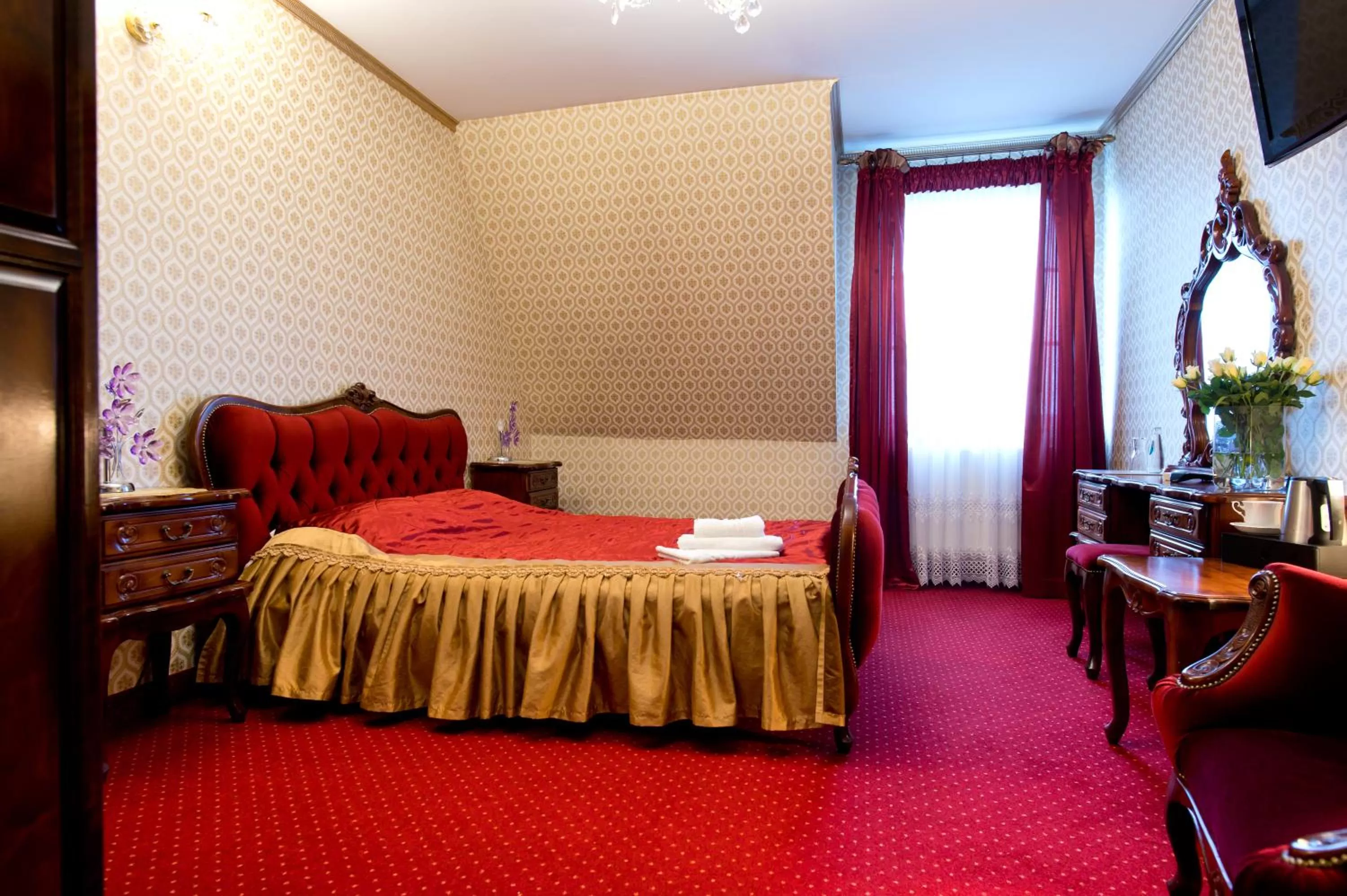Photo of the whole room, Bed in Hotel Campari