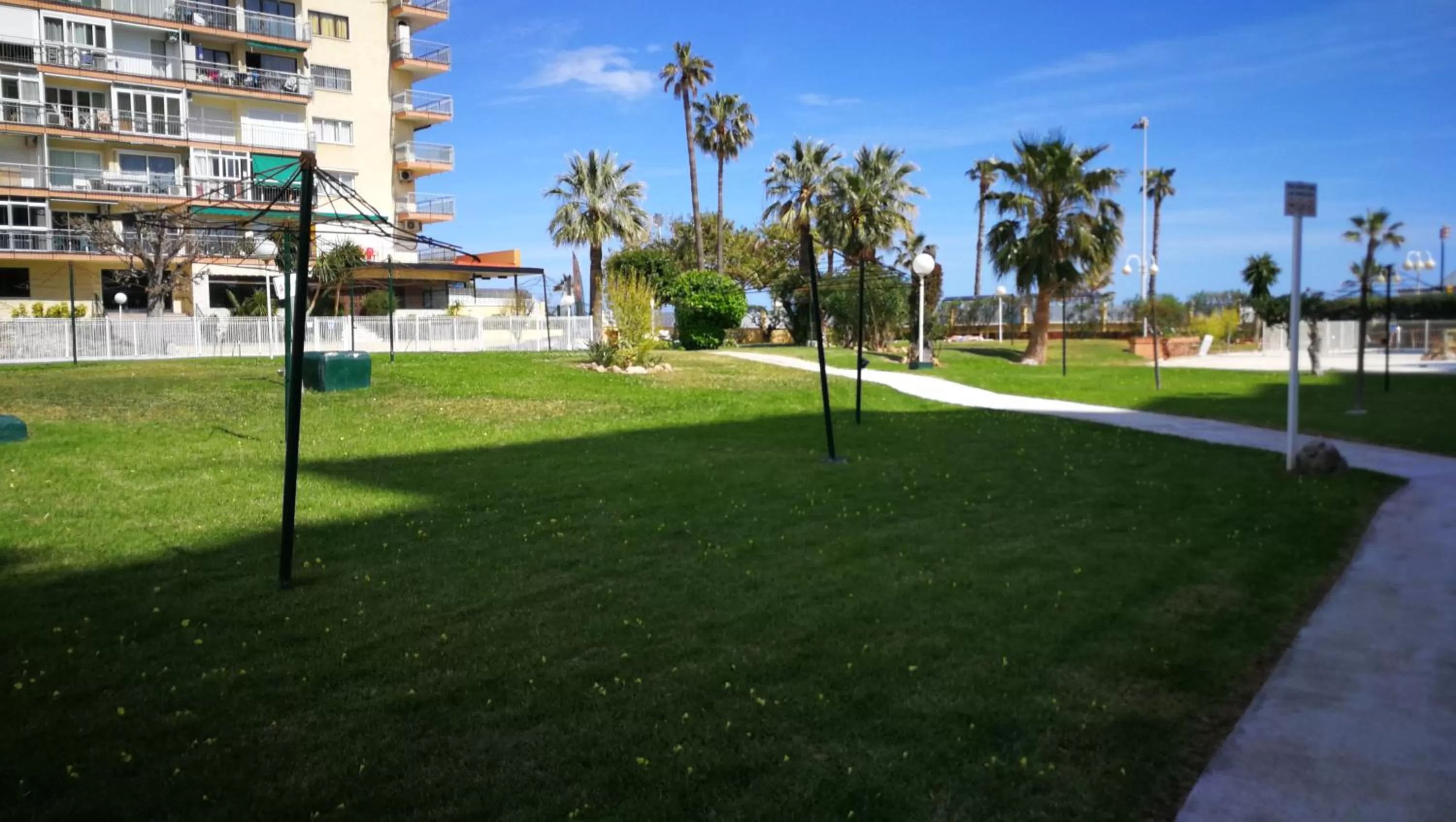 Swimming pool in Benalmadena ,apartamento-Estudio primera Línea de Playa