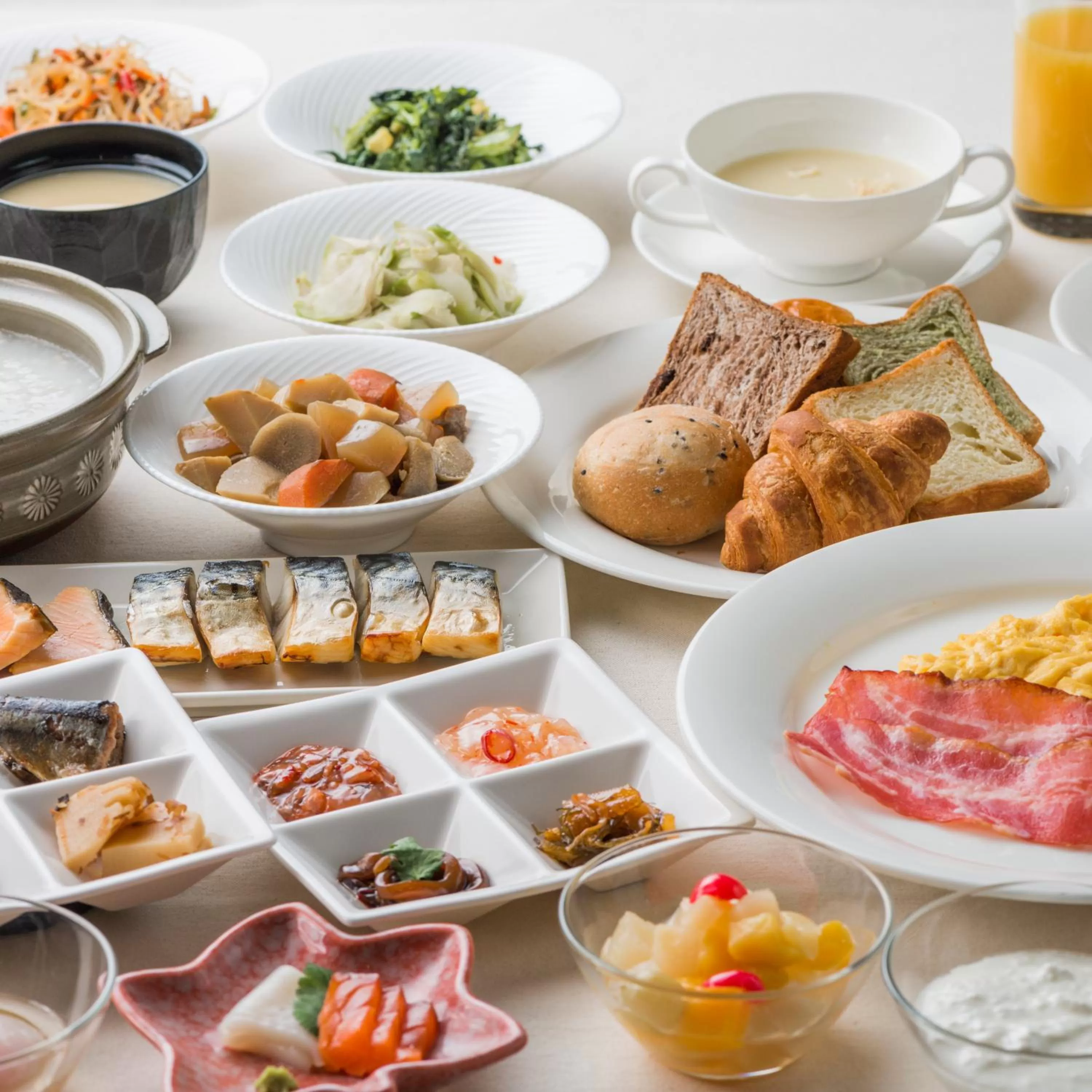 Food and drinks in HOTEL MYSTAYS Sapporo Nakajima Park