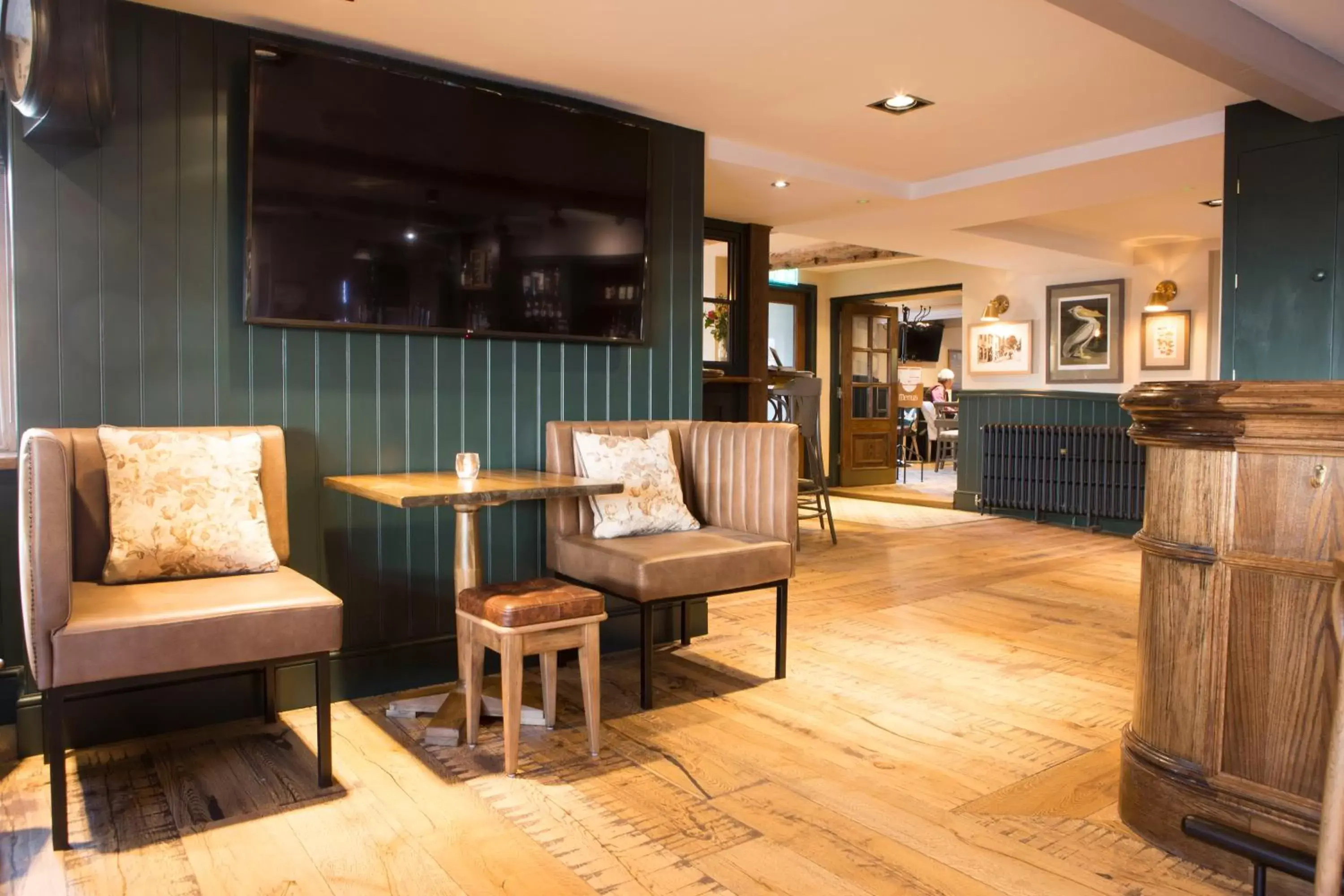 Lounge or bar in Crown and Cushion Appleby