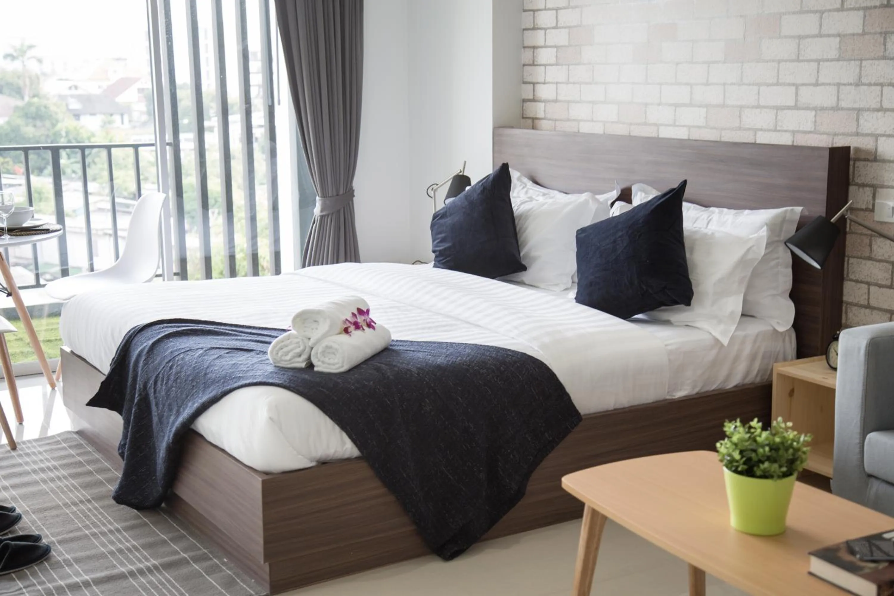 Bedroom, Bed in Q Space Residence