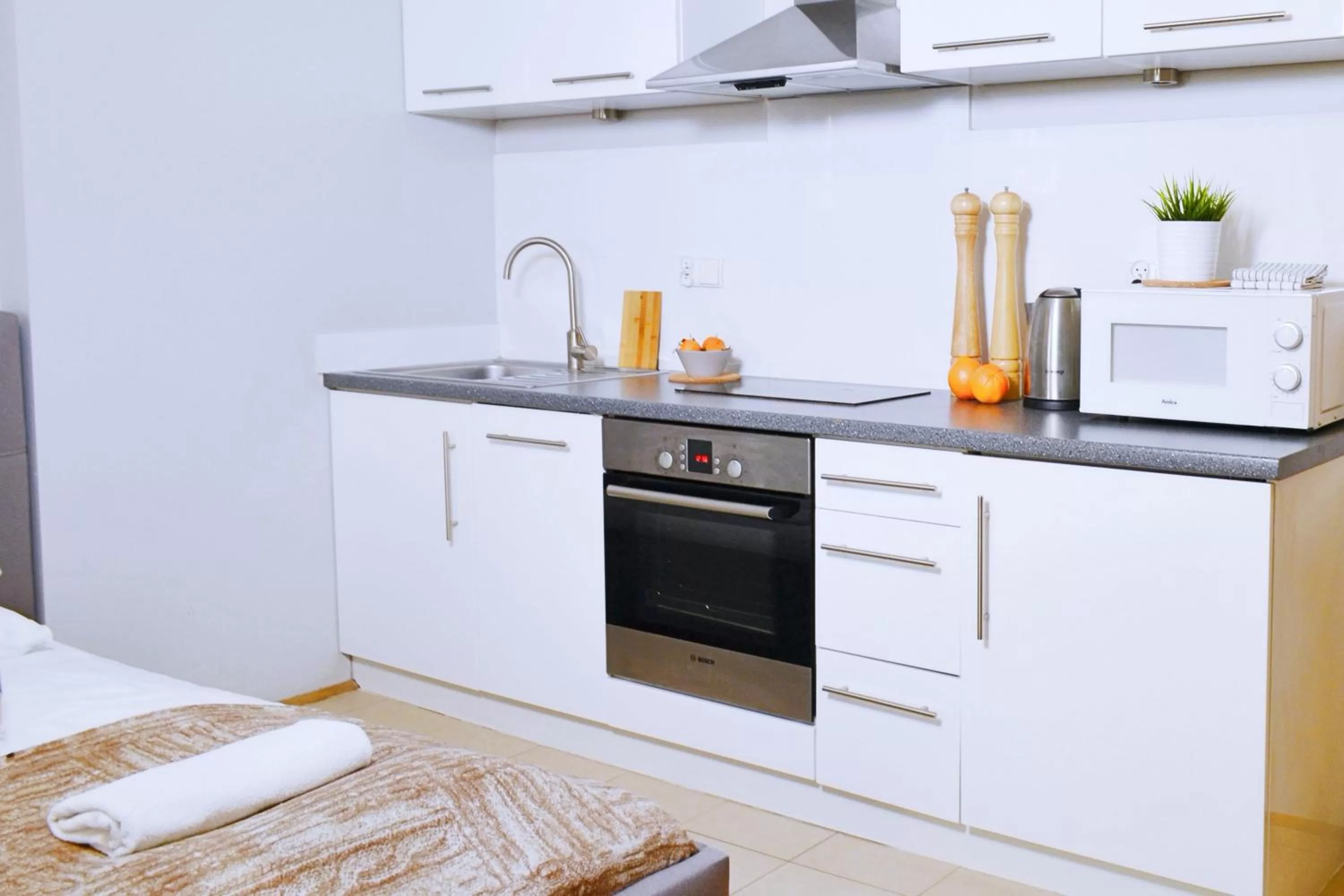 Kitchen/Kitchenette in 21 Floriańska Street Apartments