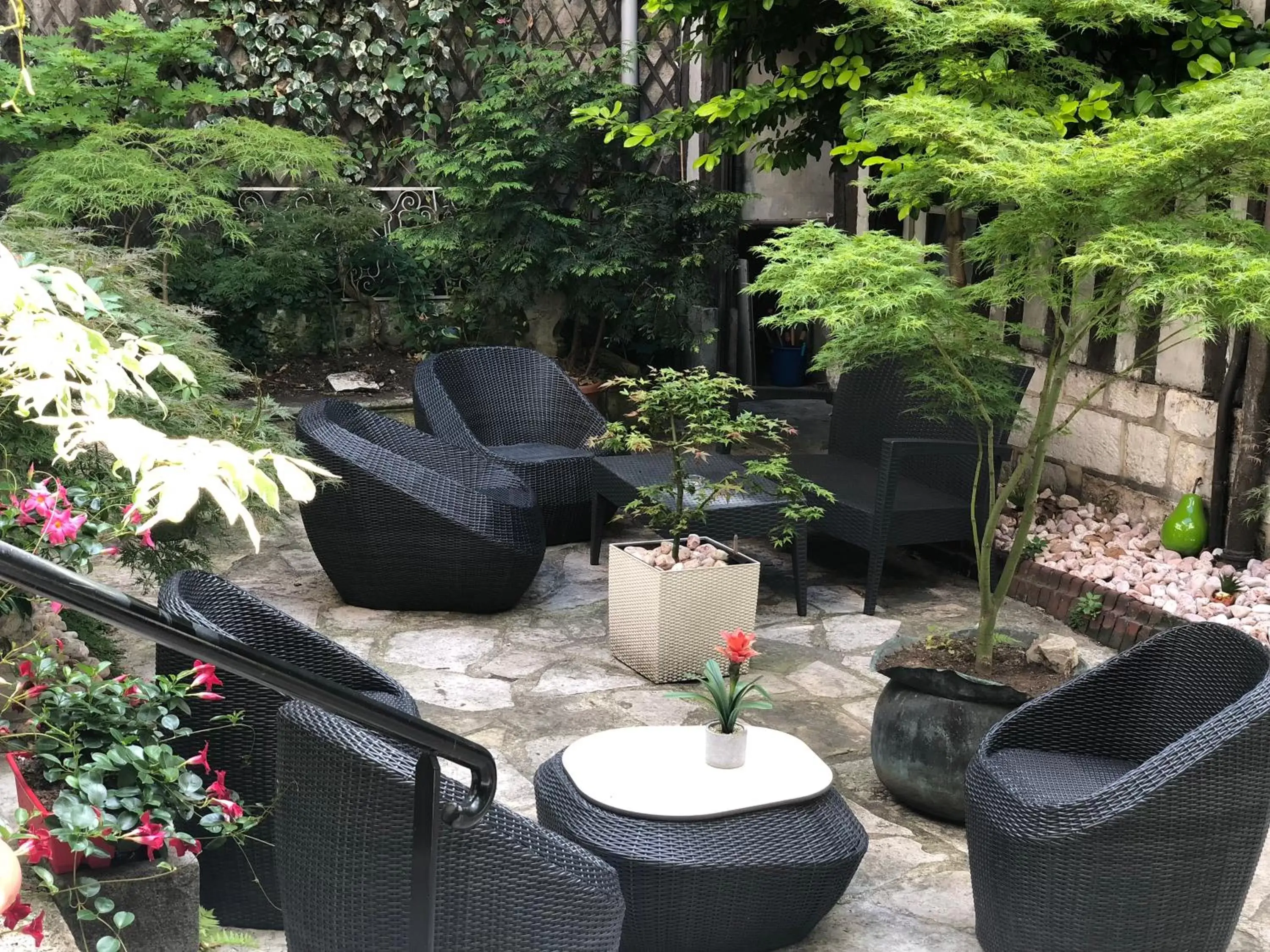 Patio, Patio/Outdoor Area in Hôtel De La Cathédrale