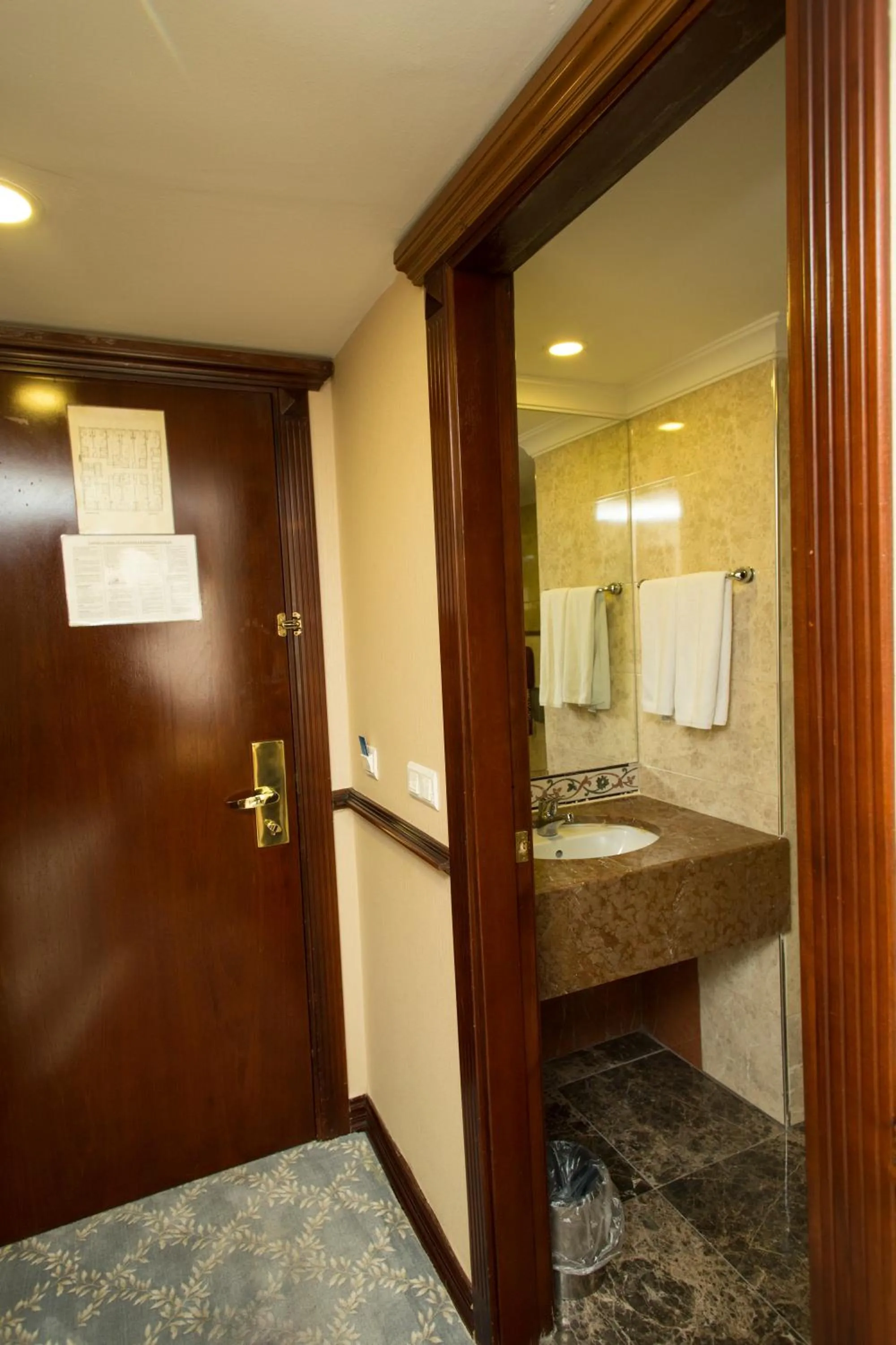 Bathroom in Topkapi Inter Istanbul Hotel