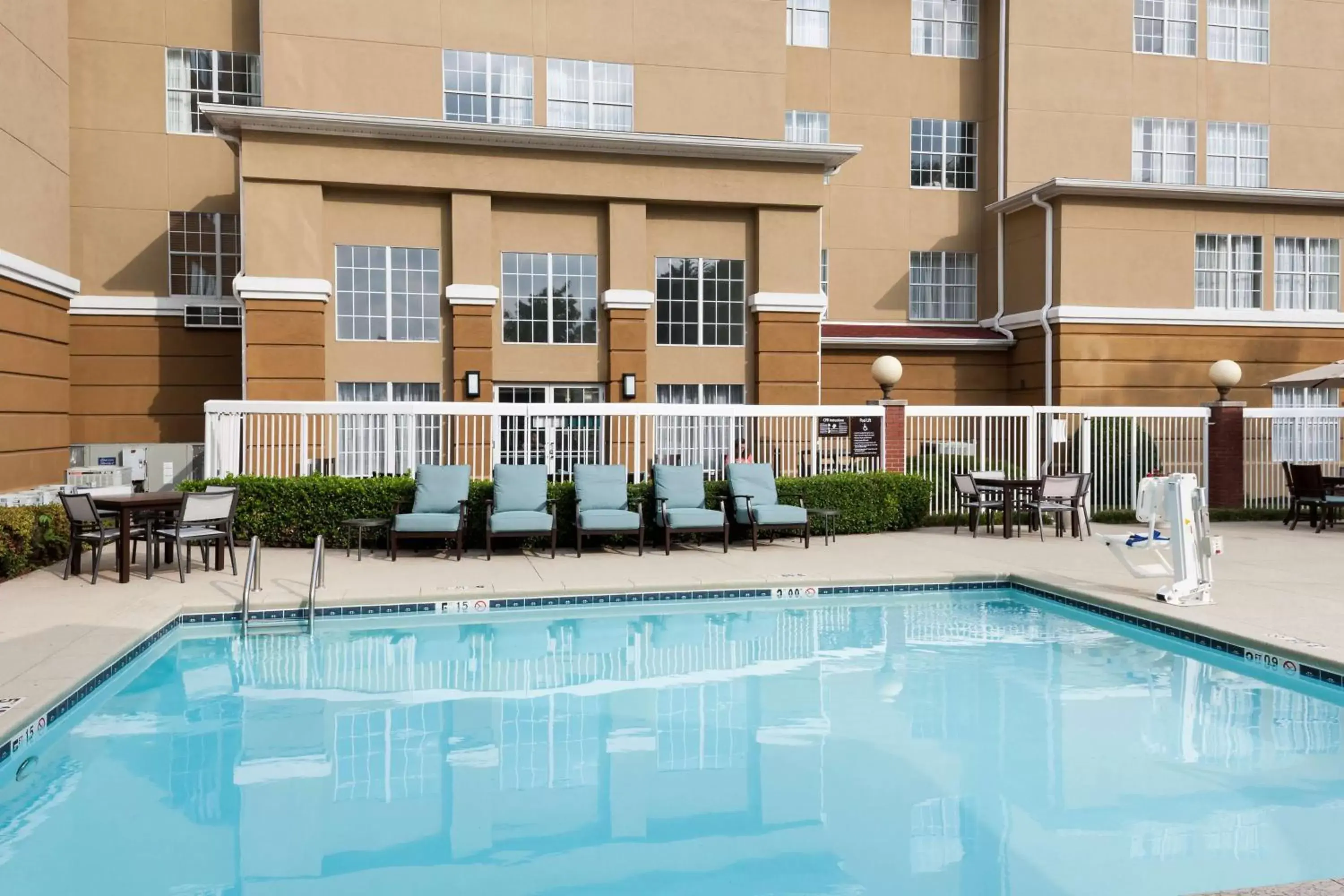 Pool view, Swimming Pool in Homewood Suites by Hilton Chattanooga - Hamilton Place