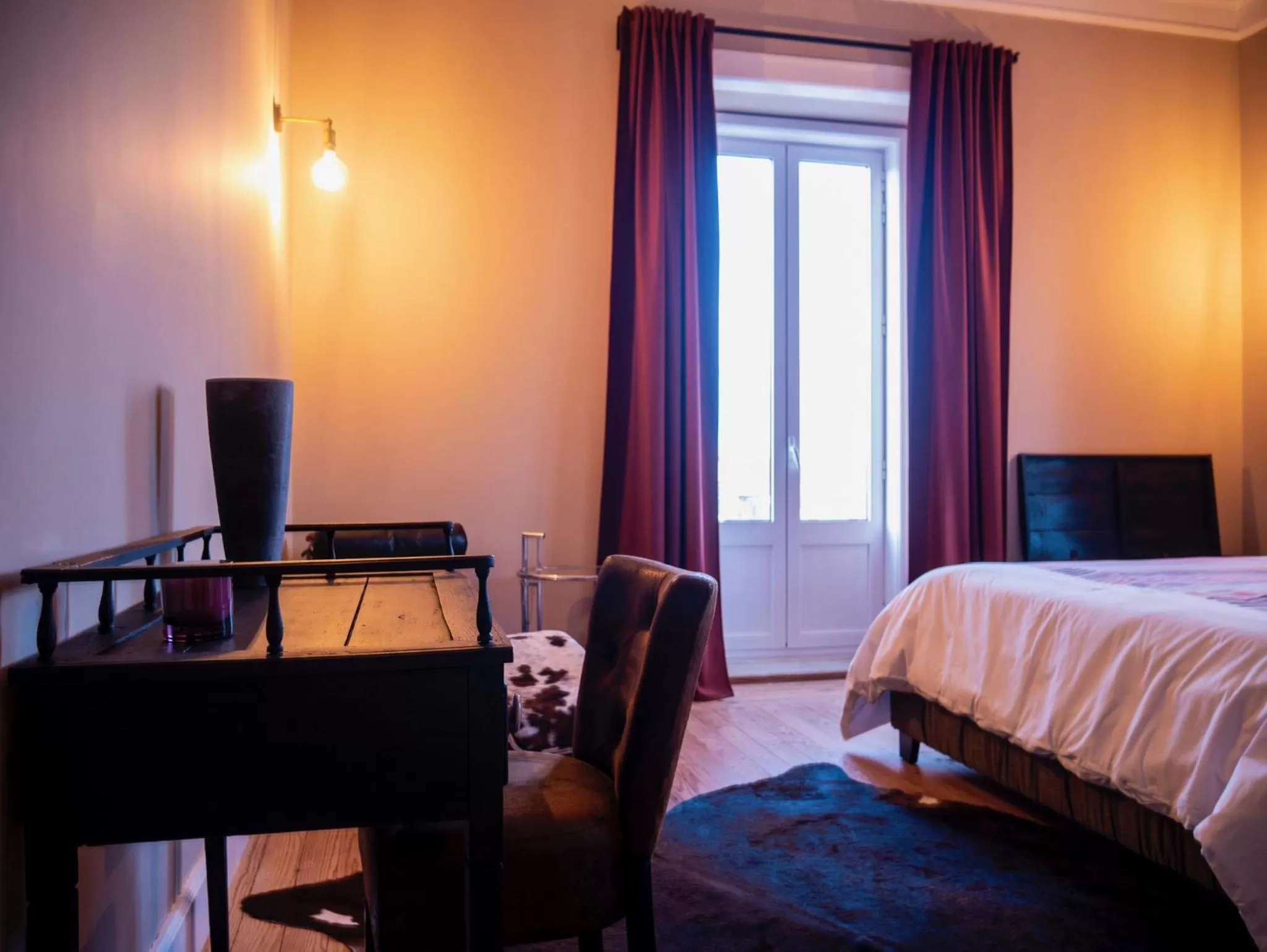 Seating area, TV/Entertainment Center in REFÚGIO DOURADO