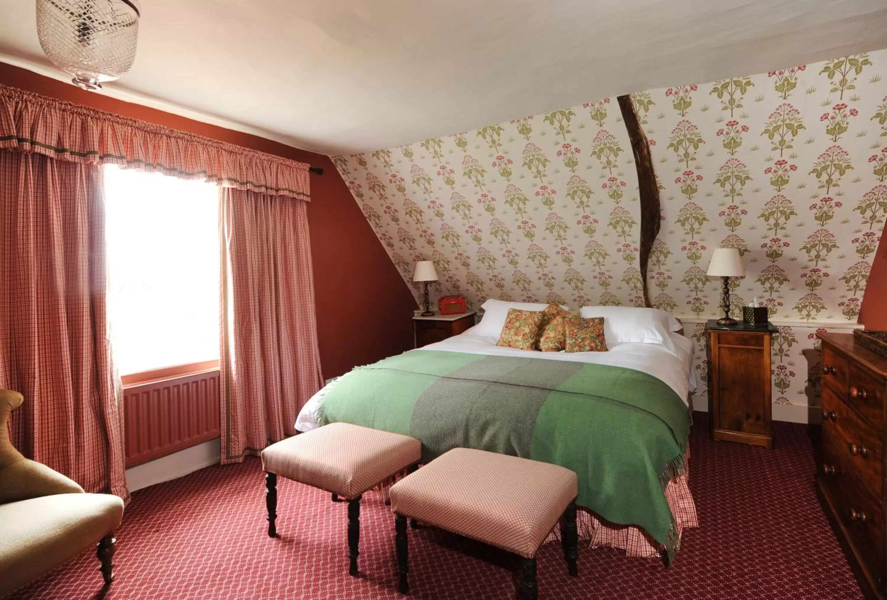 Bed in The Stag and Huntsman at Hambleden