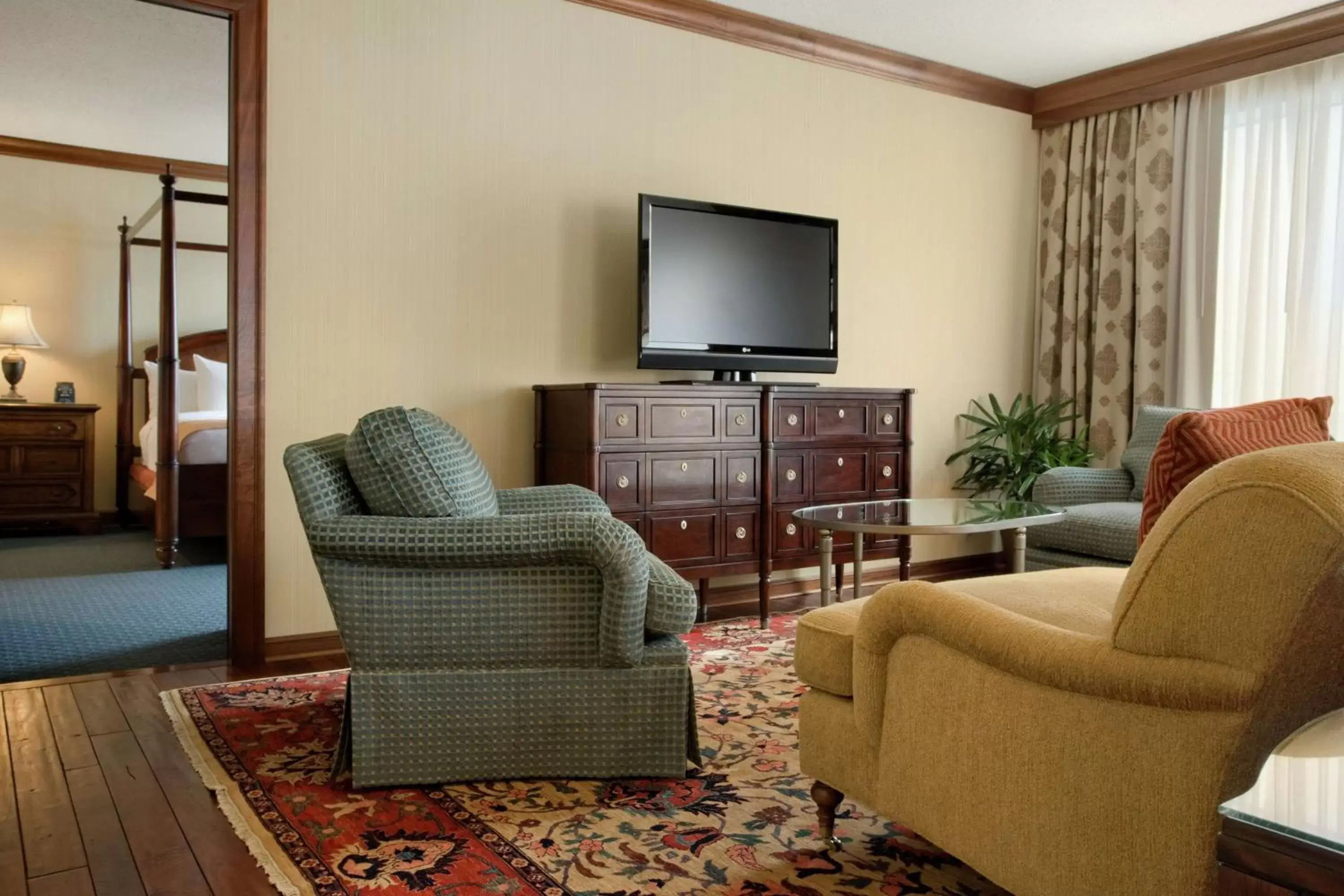 Living room, Seating Area in Hilton Stamford Hotel & Executive Meeting Center