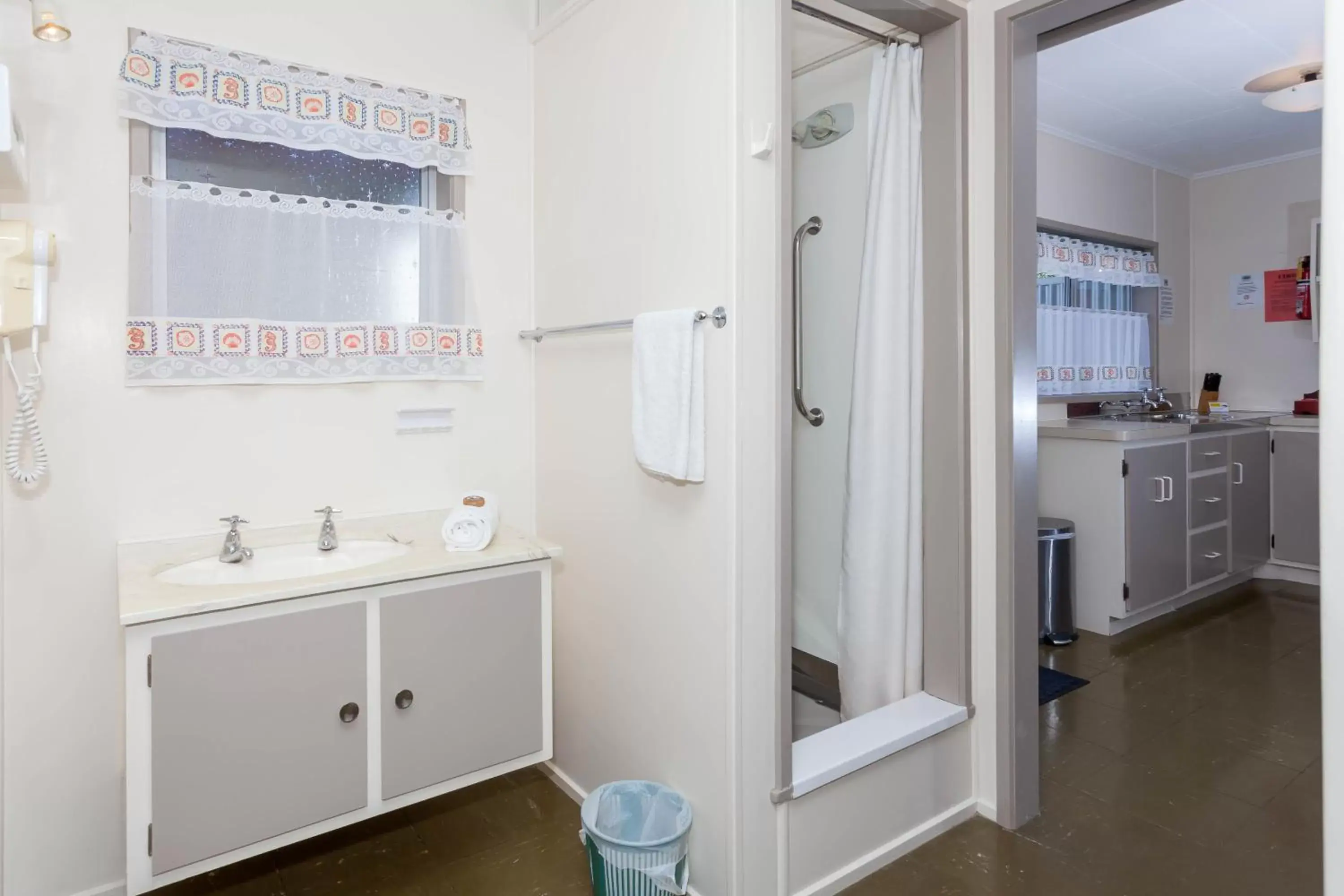 Bathroom in Tairua Shores Motel