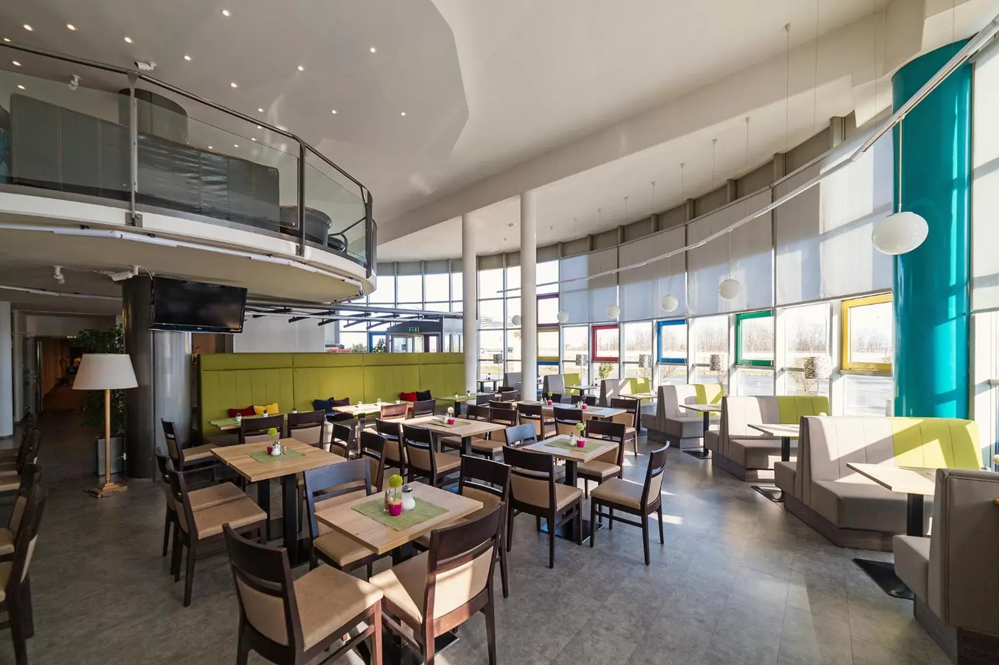 Restaurant/Places to Eat in LifeHotel Vienna Airport