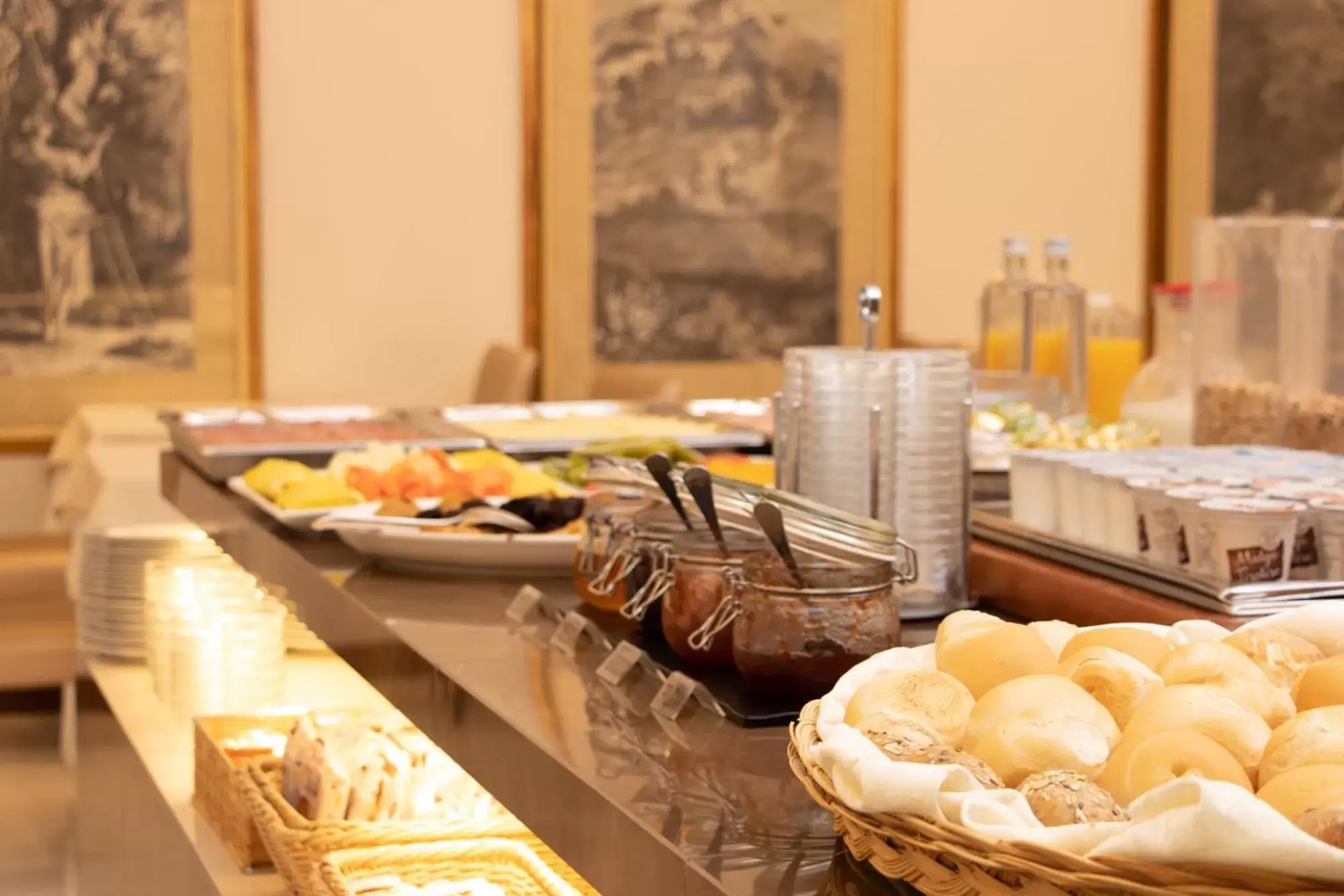 Restaurant/places to eat in Hotel Universal Terme Restaurant/places to eat in Hotel Universal Terme
