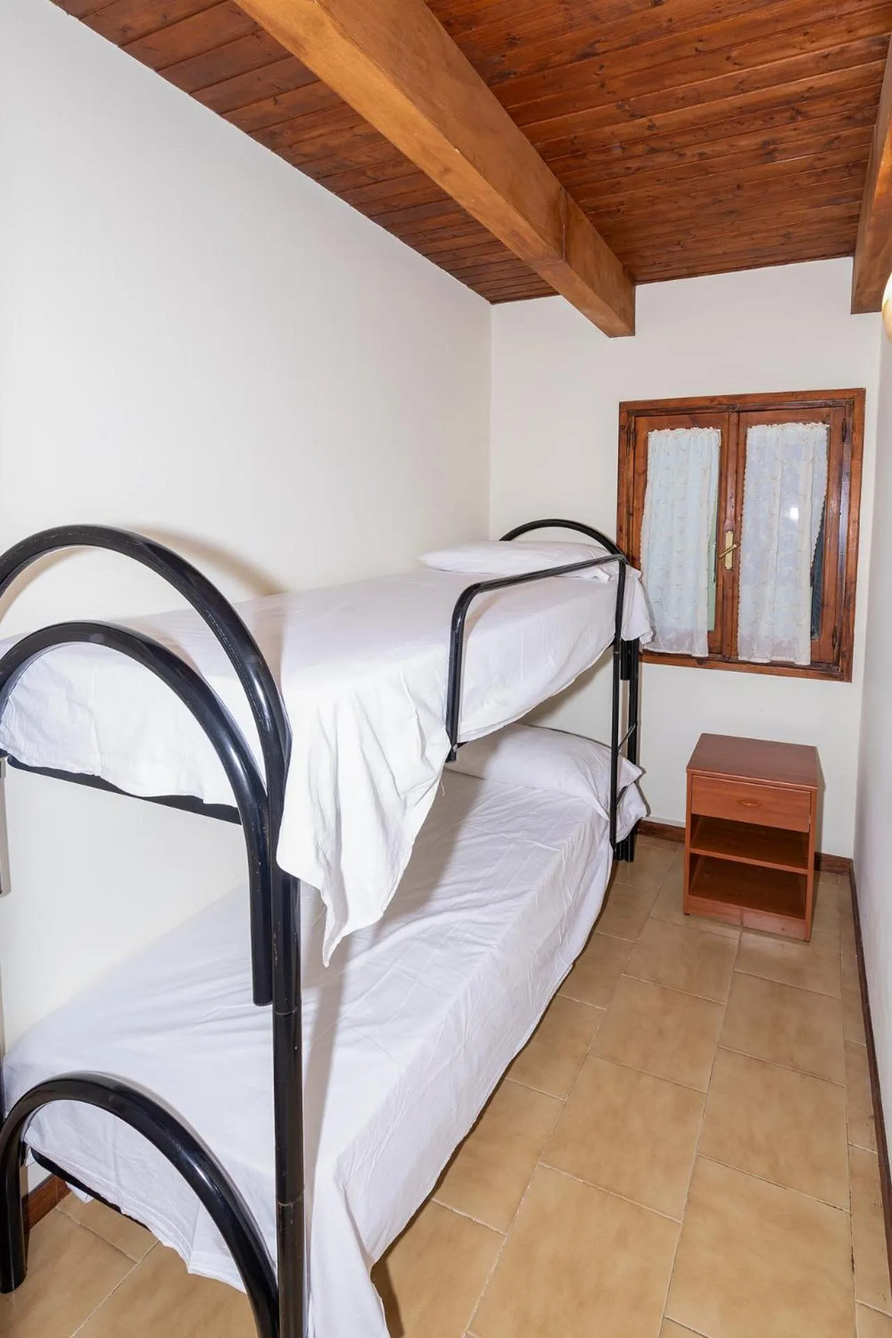 bunk bed, Bed in Residence New Paradise