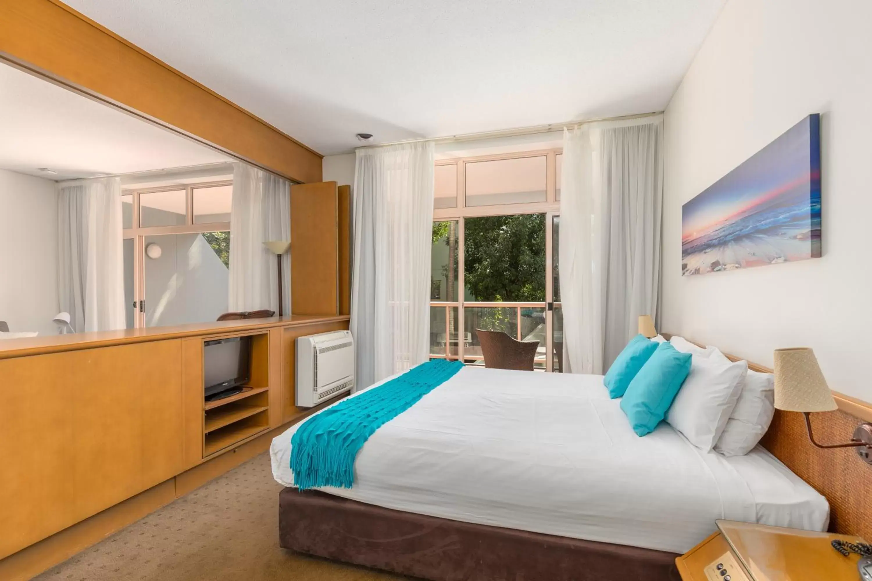 Bedroom in Charlesworth Bay Beach Resort