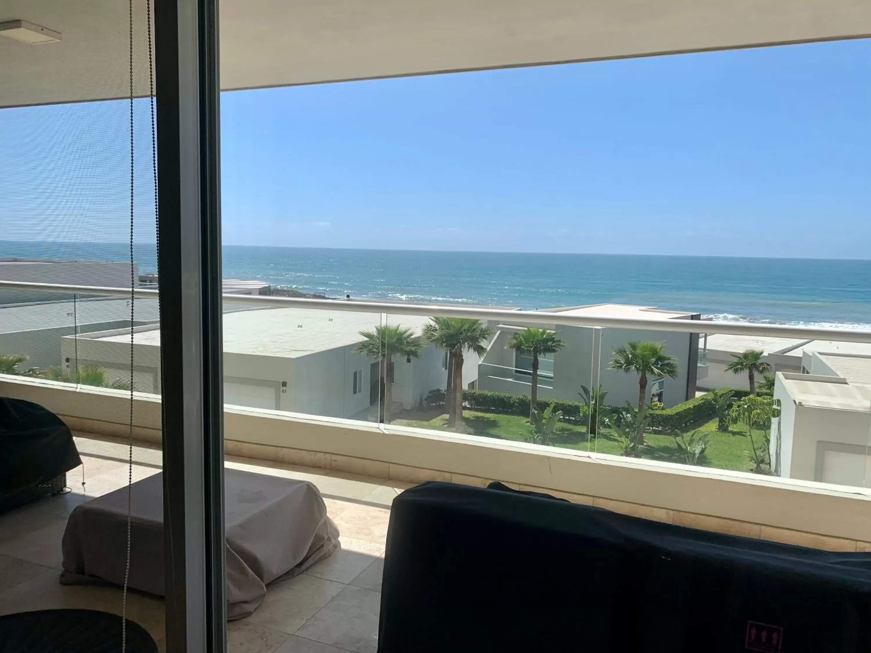 Sea View in Fabulous Ocean View Condo with Walking Distance to the Beach!