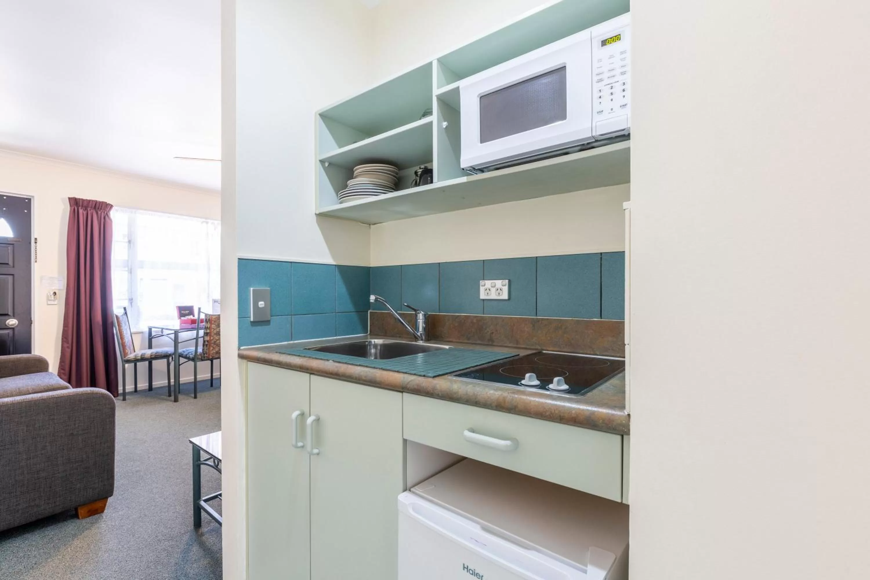 Kitchen or kitchenette in ASURE PRINCE motor lodge