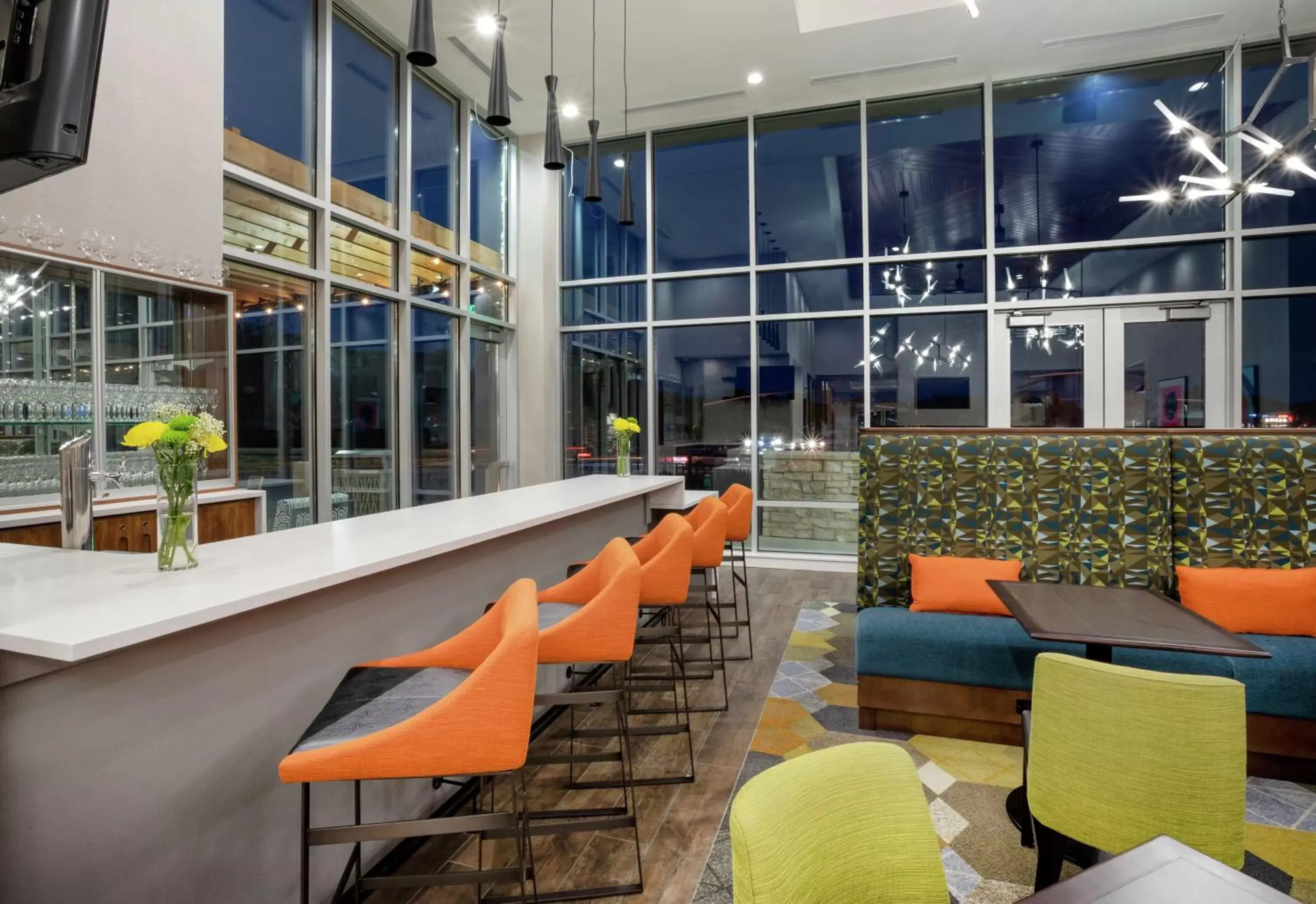 Lounge or bar in Homewood Suites By Hilton Edina Minneapolis