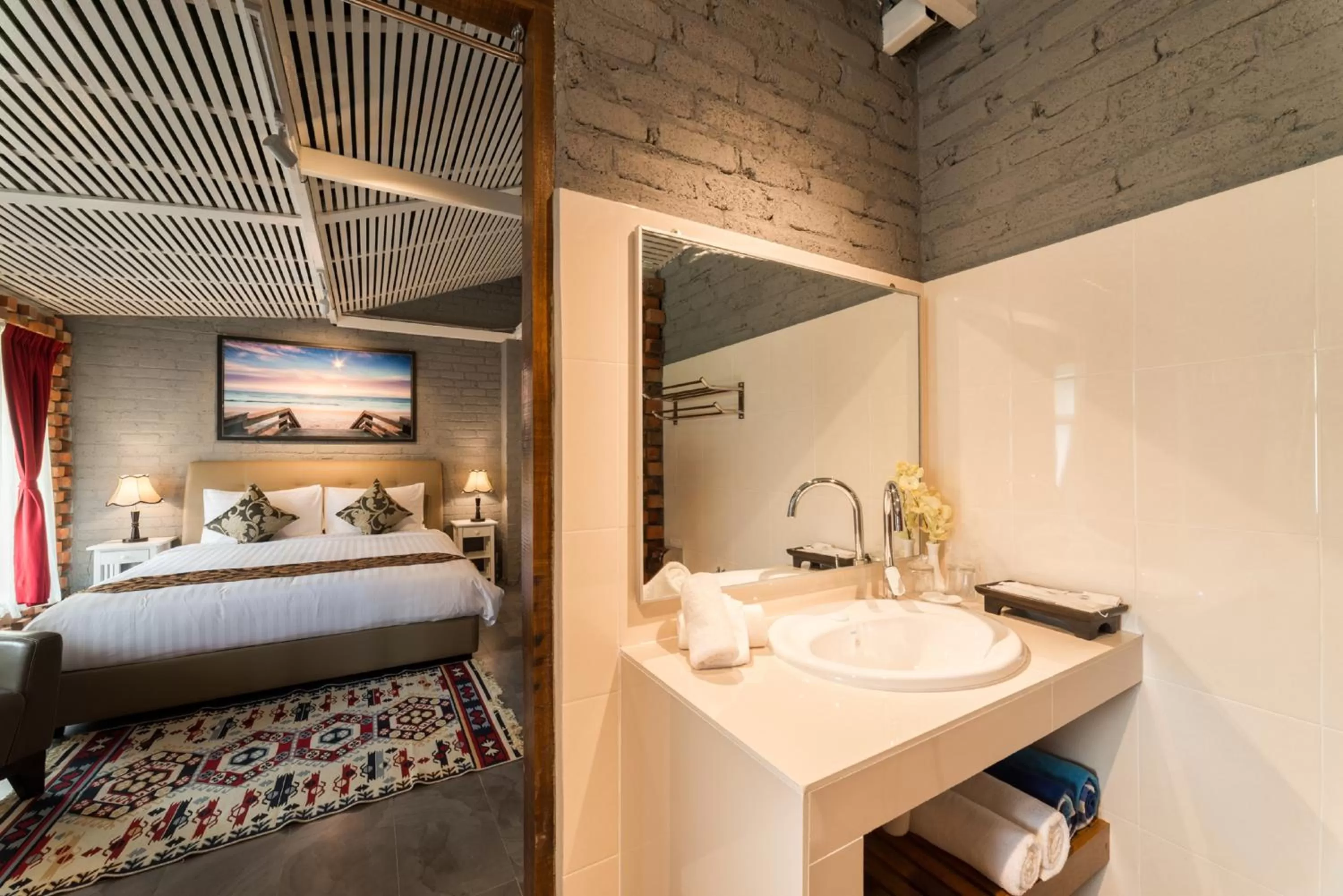 Bathroom, Bed in The Ocean Residence Langkawi