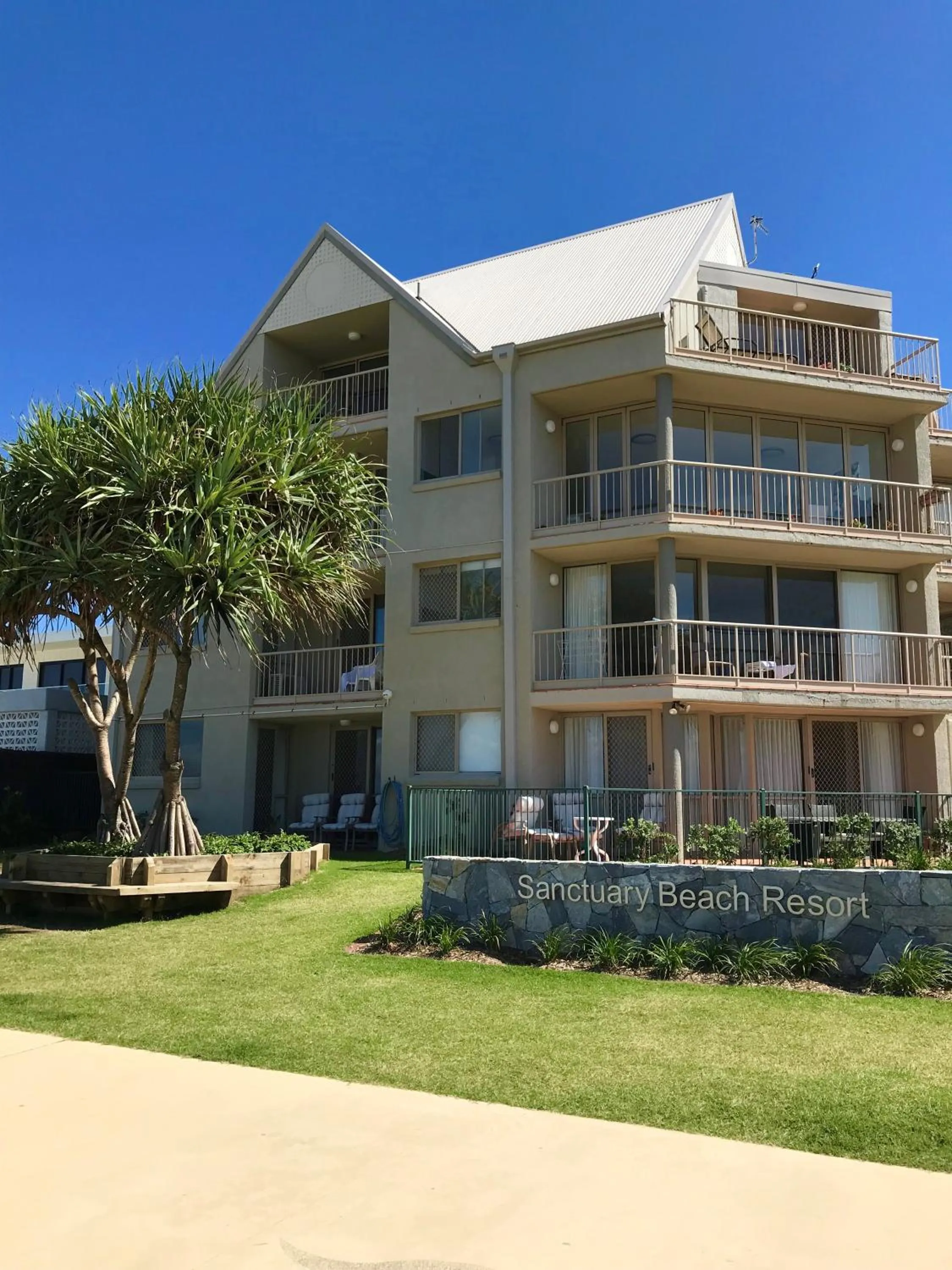 Property building in Sanctuary Beach Resort