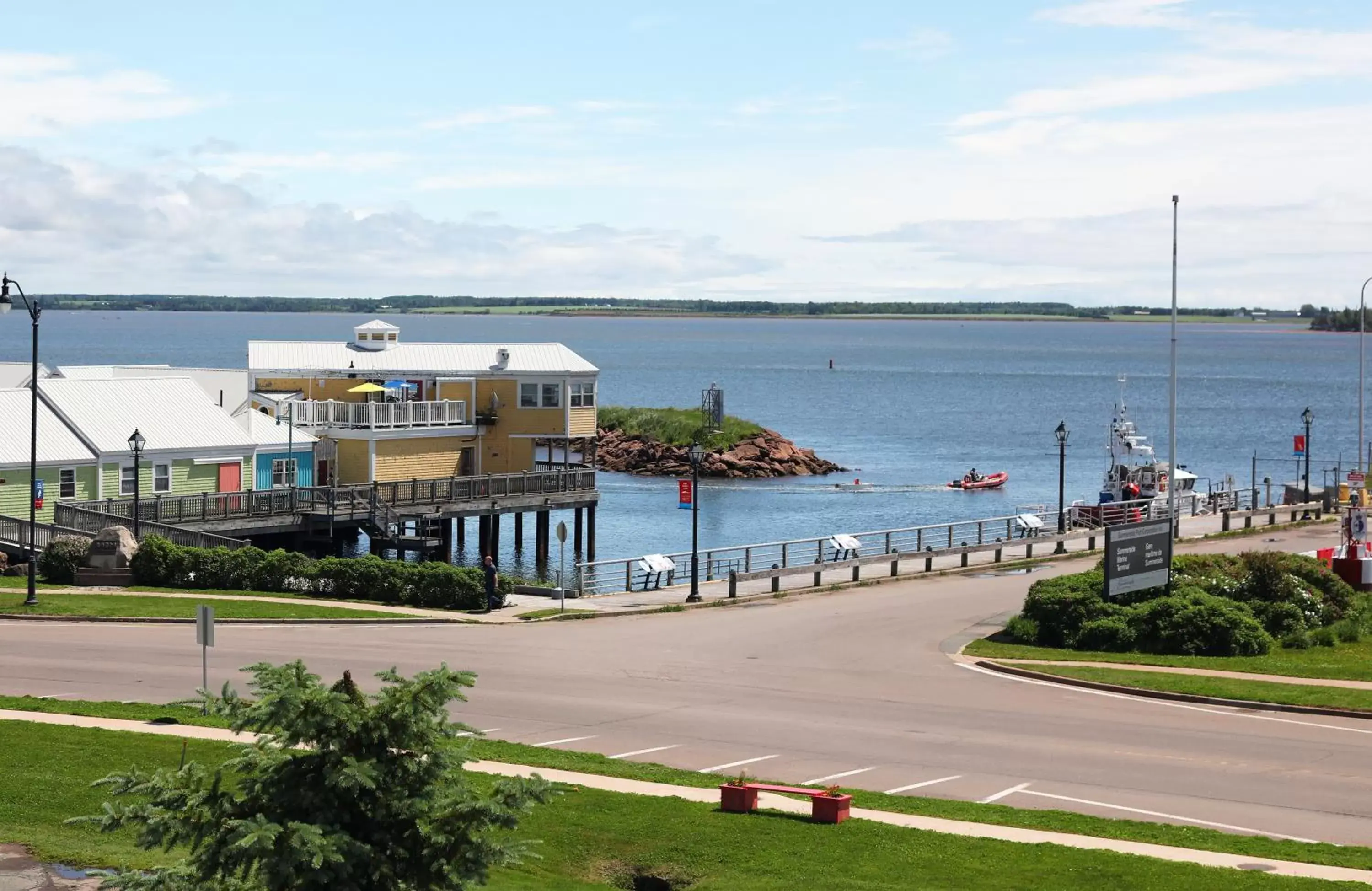 Sea view in The Loyalist Country Inn & Conference Centre