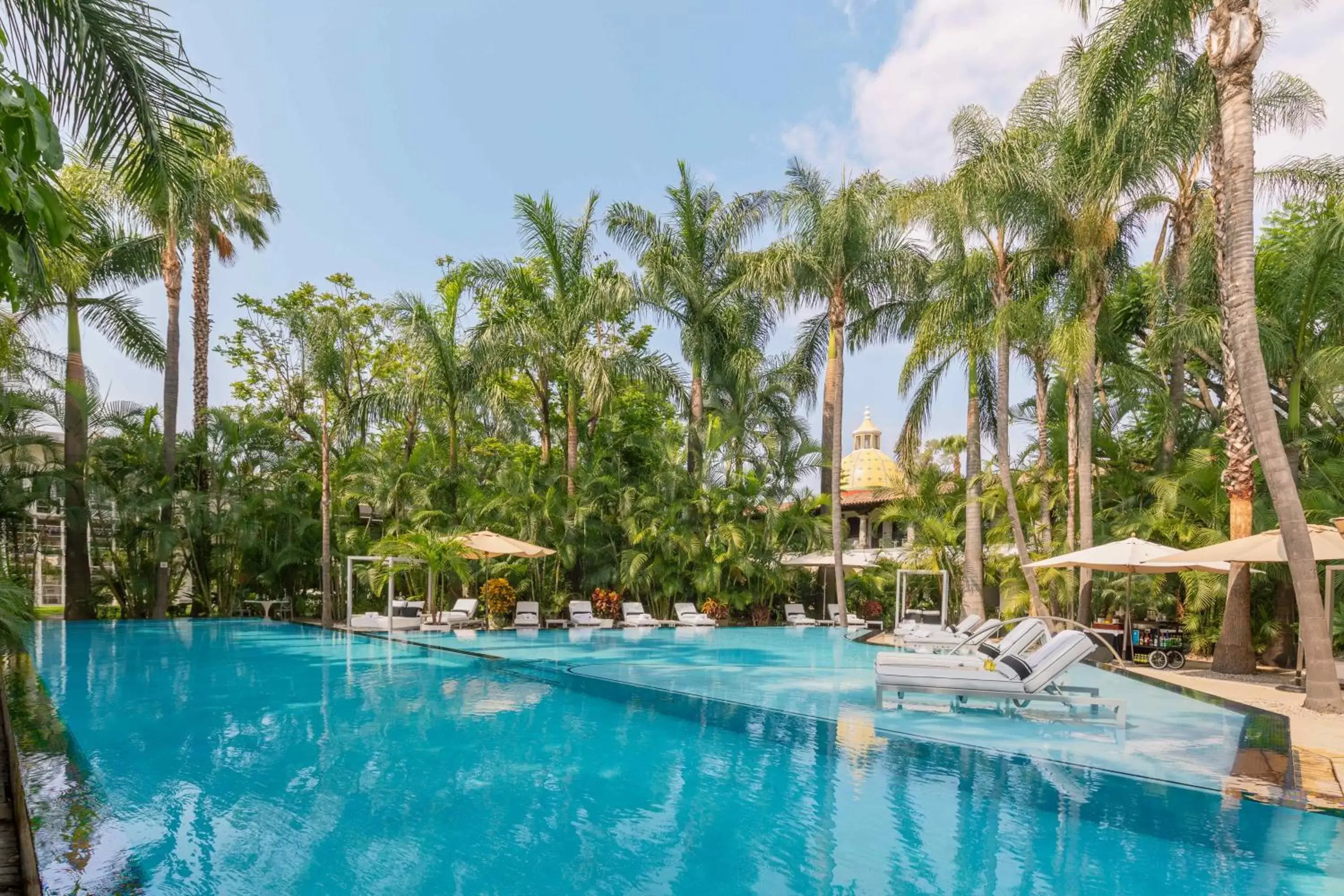 Swimming Pool in Anticavilla Hotel