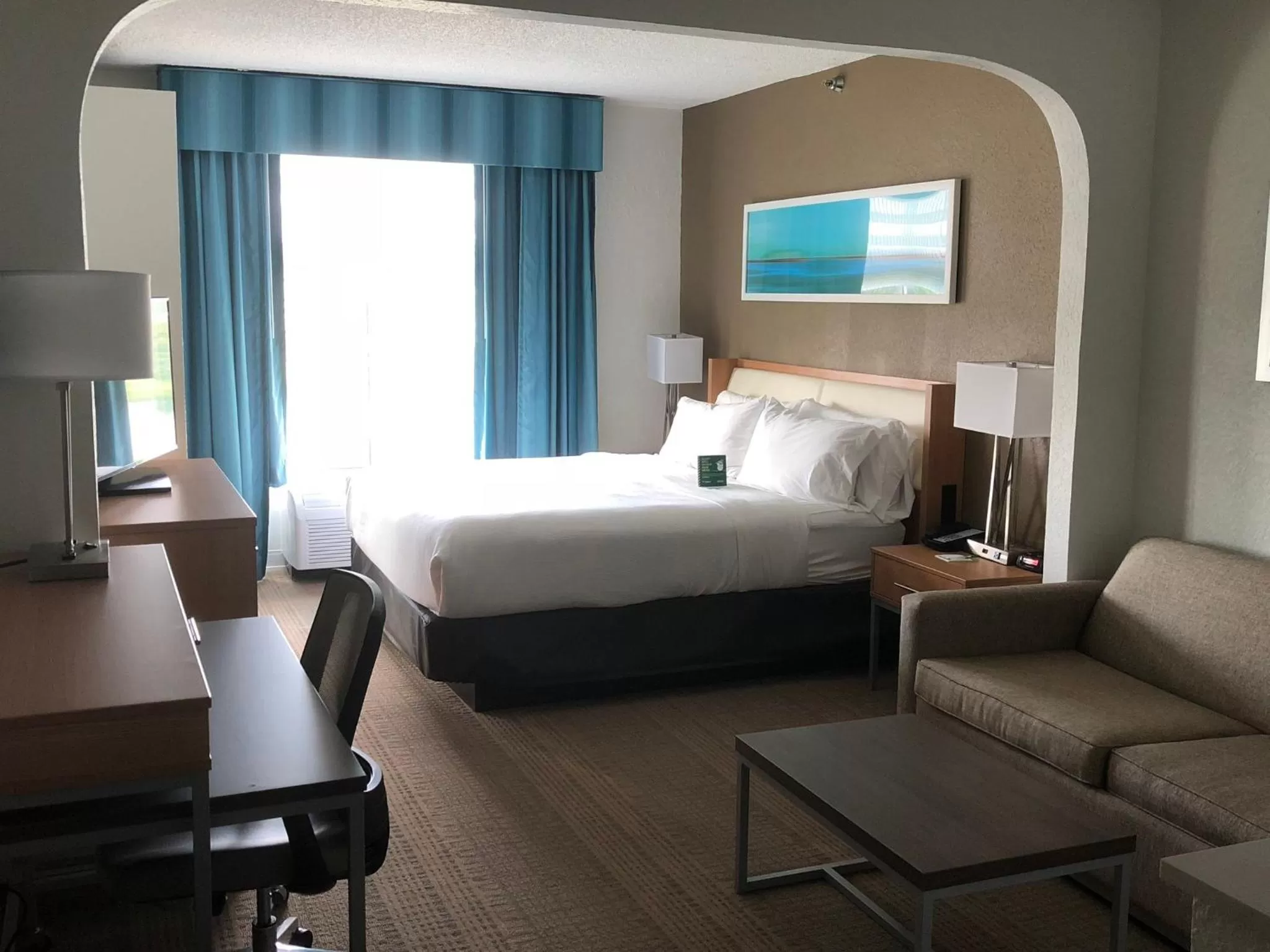 Photo of the whole room, Bed in Holiday Inn - St Augustine - World Golf by IHG
