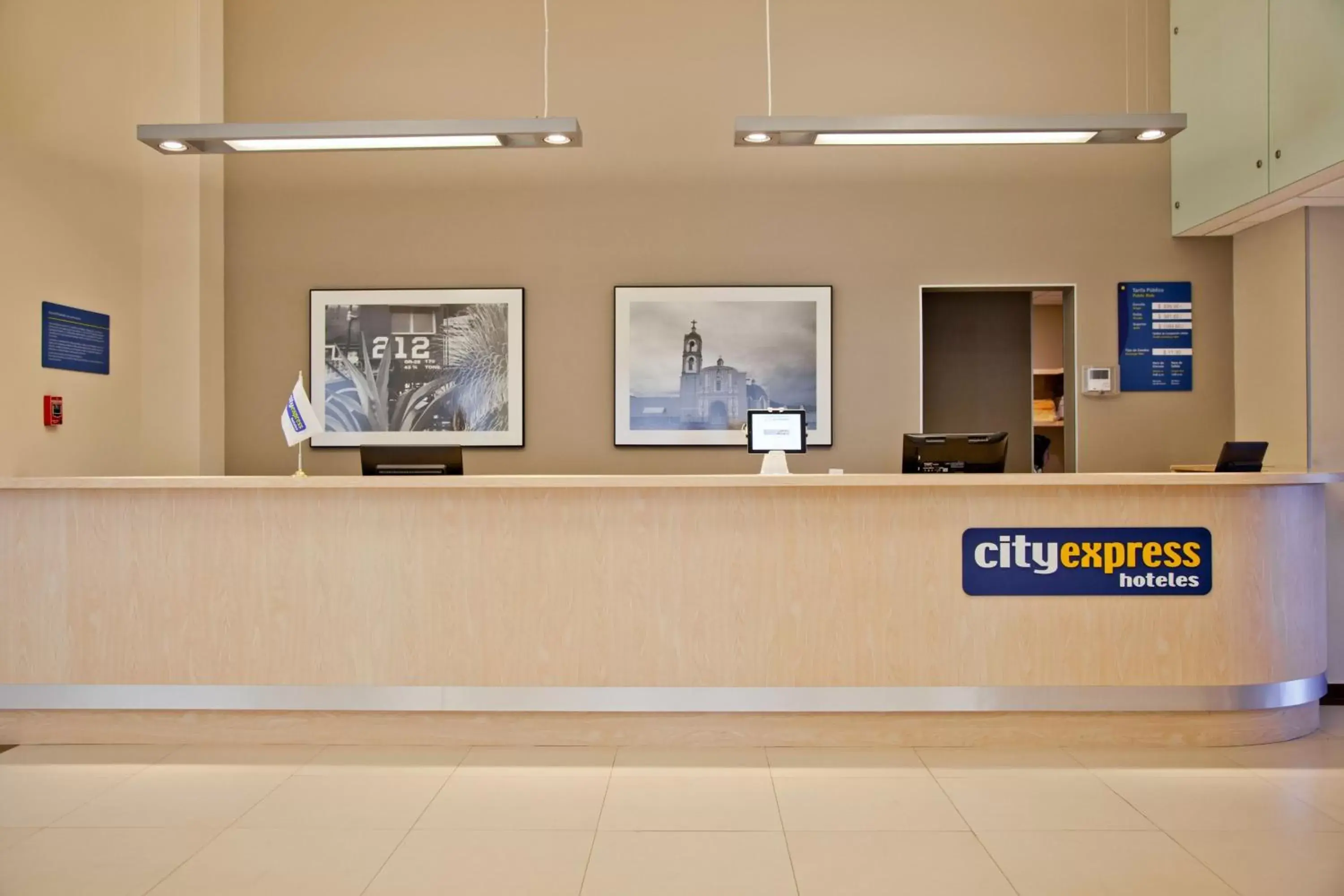 Lobby or reception, Lobby/Reception in City Express by Marriott Apizaco