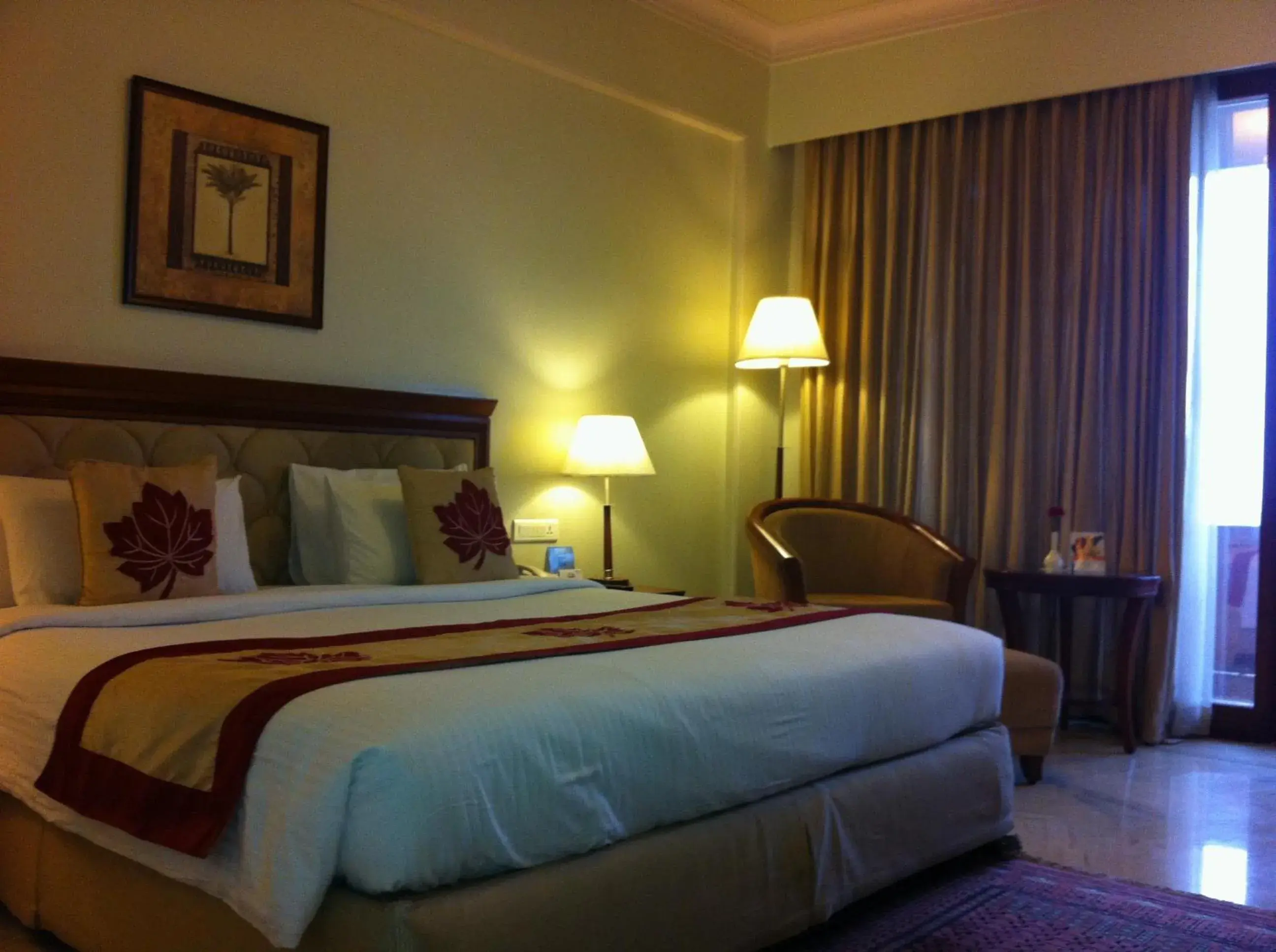 Bedroom, Bed in Clarion Hotel Bella Casa