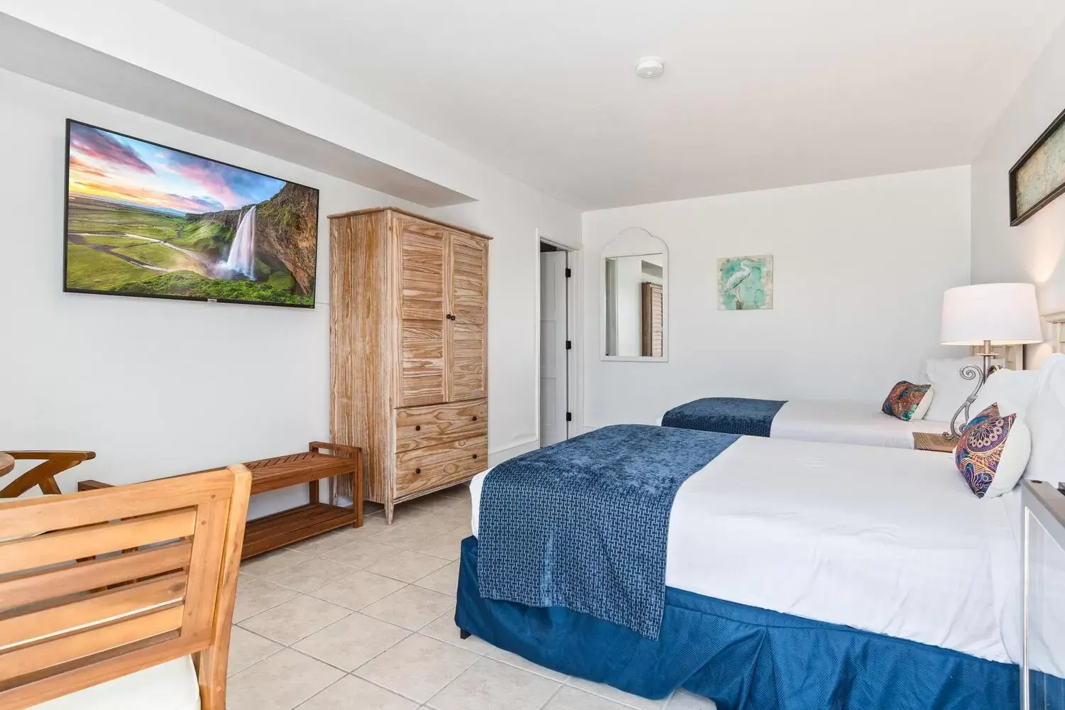 Deluxe Double Room with Sea View in Lowes Wharf Marina Inn Deluxe Double Room with Sea View in Lowes Wharf Marina Inn