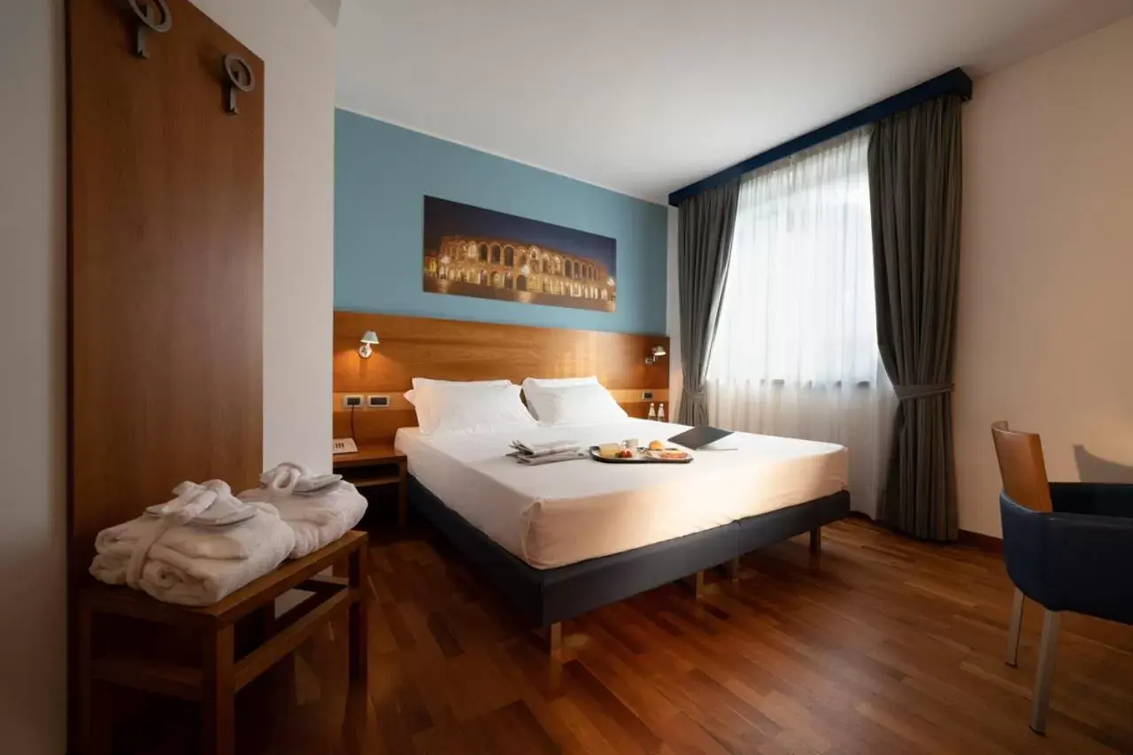 Photo of the whole room, Bed in Hotel Fiera